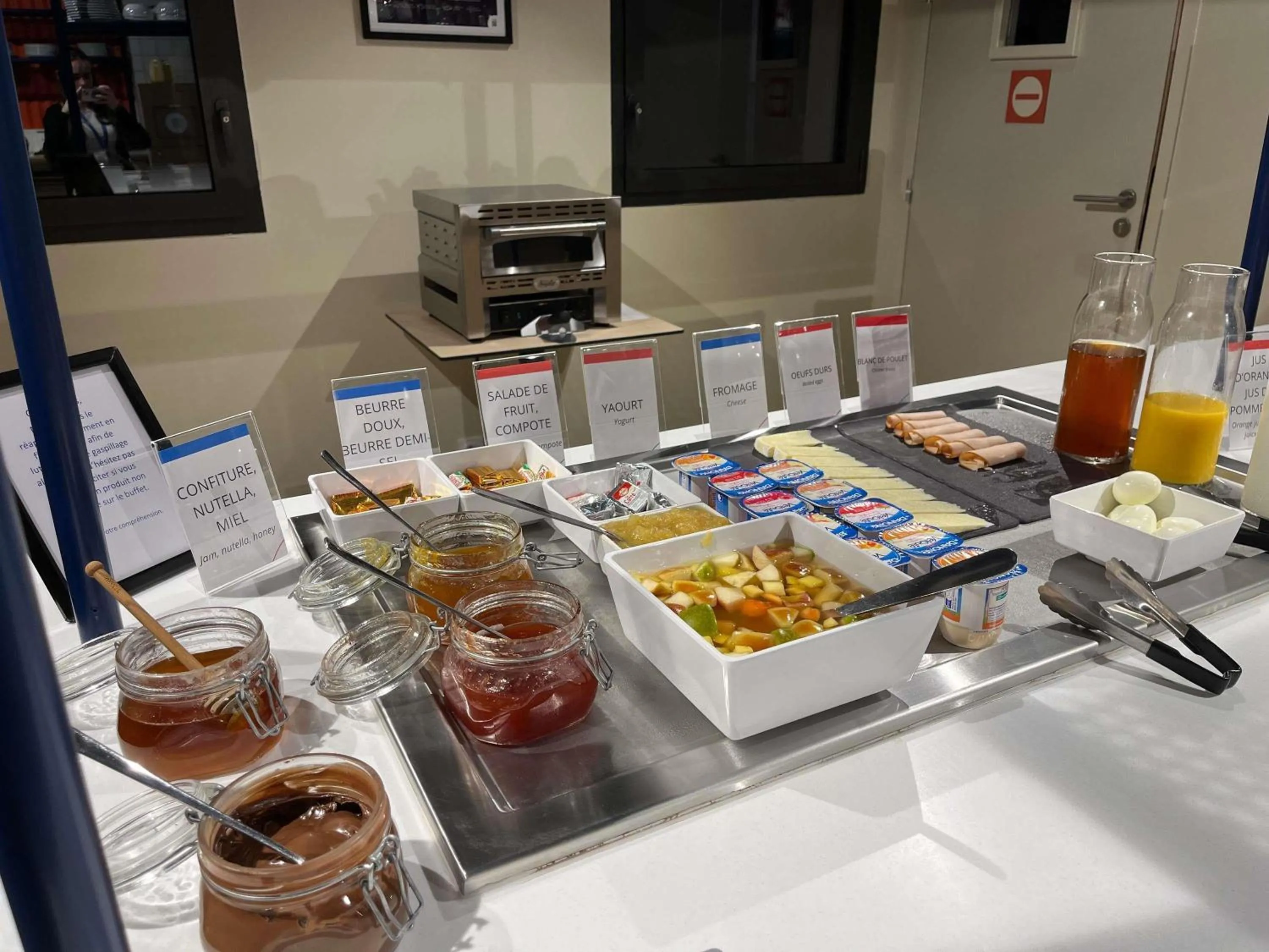 Breakfast in ibis budget Loudéac Vélodrome