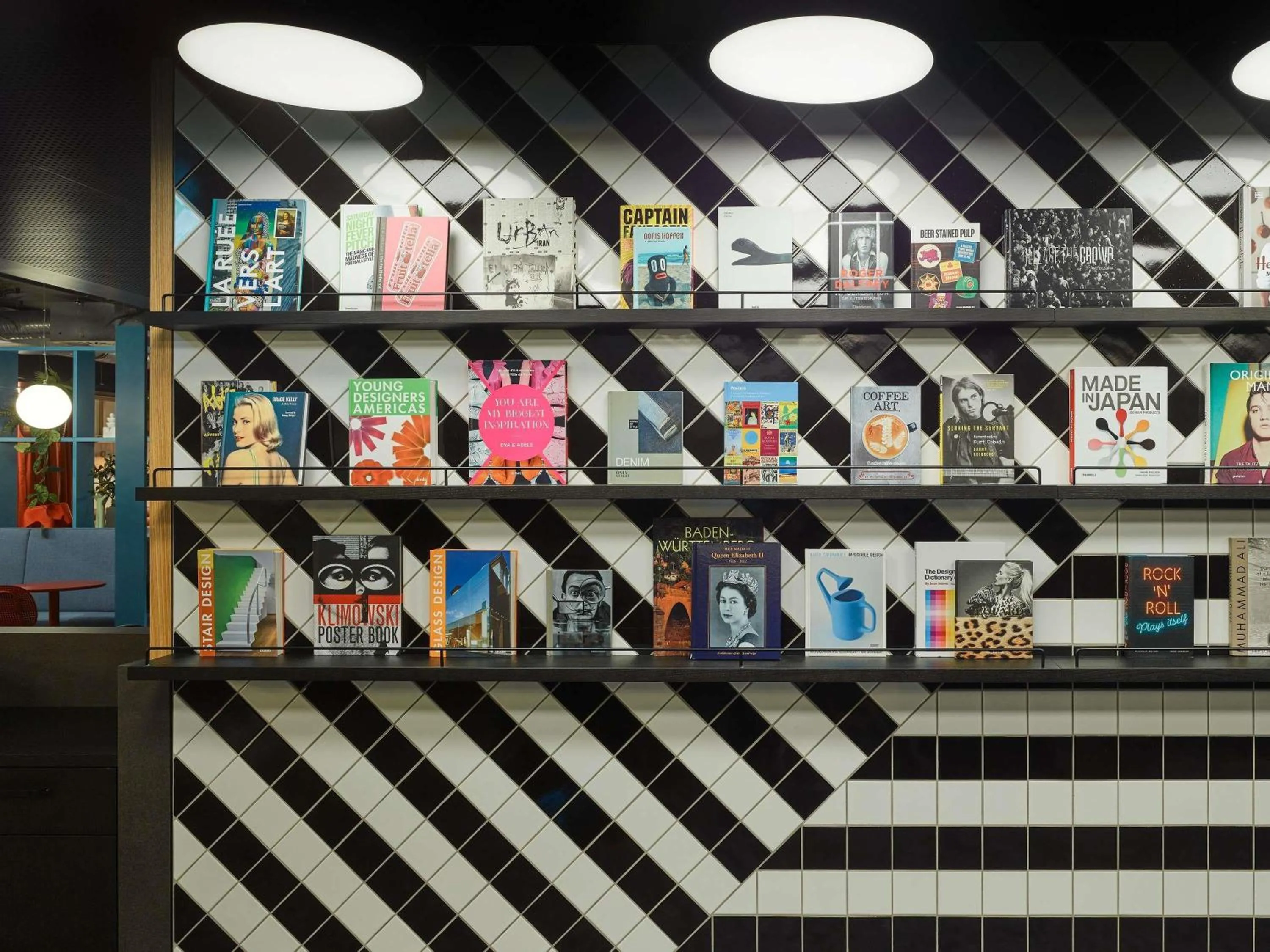 Lounge or bar in TRIBE Baden-Baden