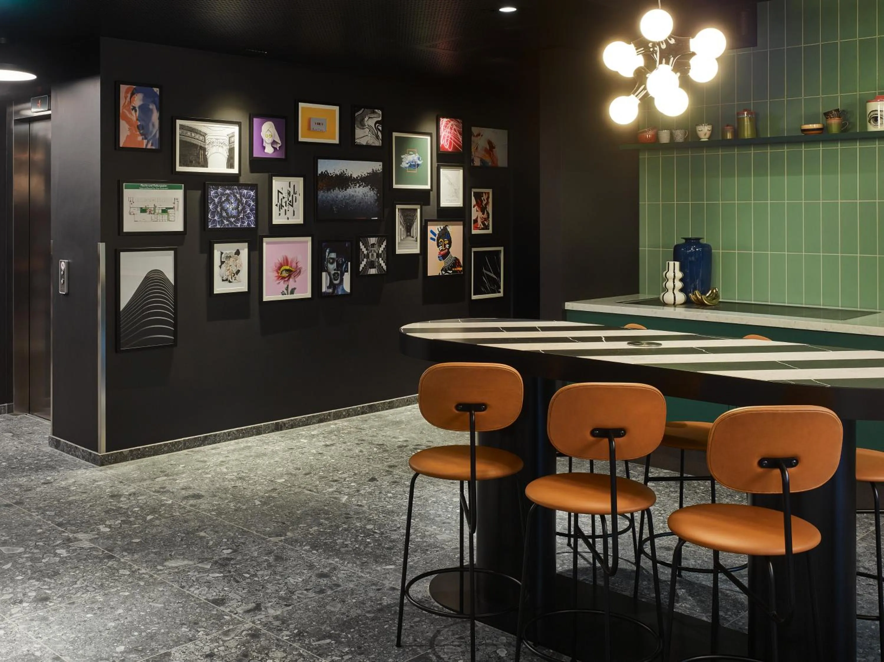 Restaurant/places to eat in TRIBE Baden-Baden