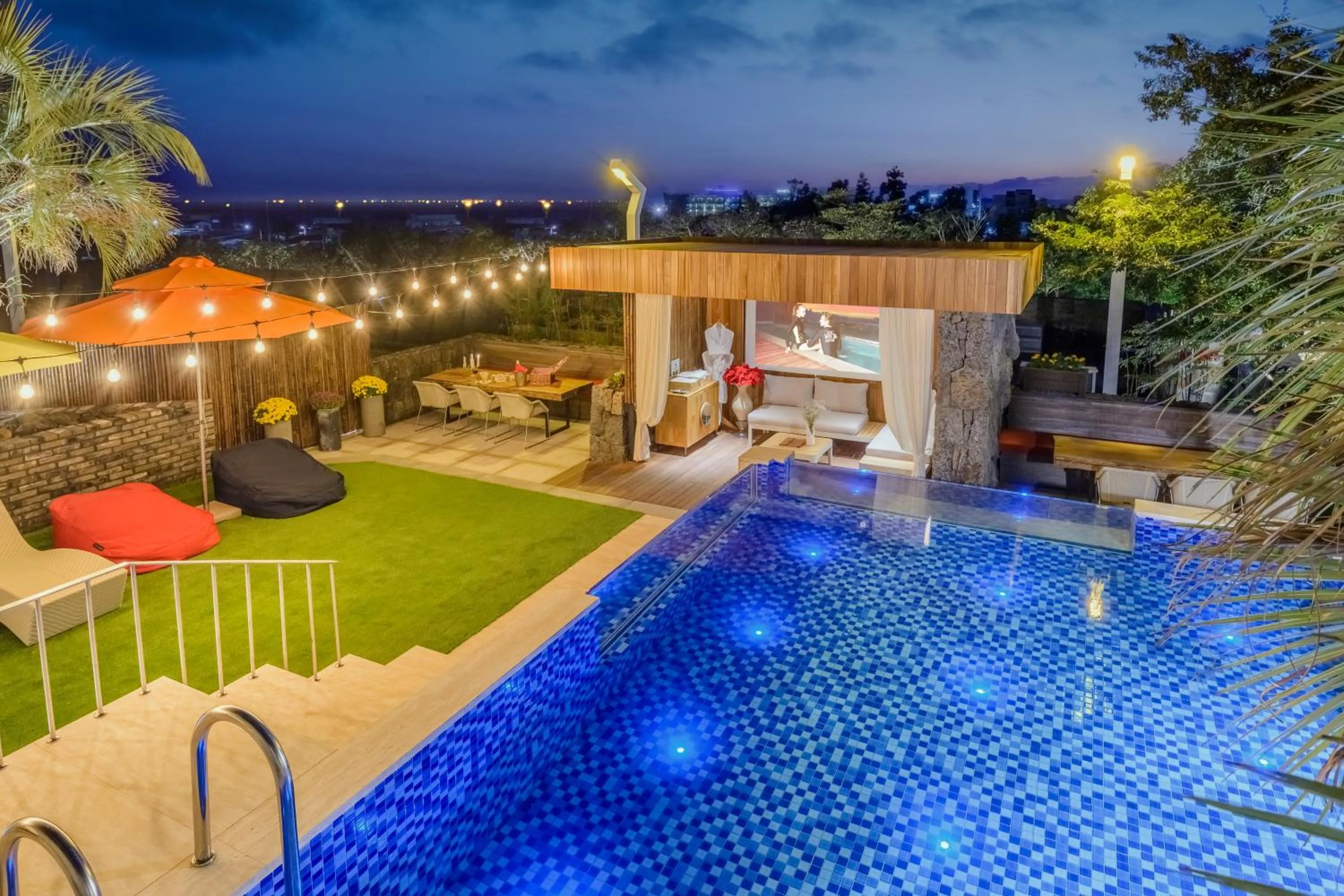 Swimming pool in Bayhill Pool & Villa