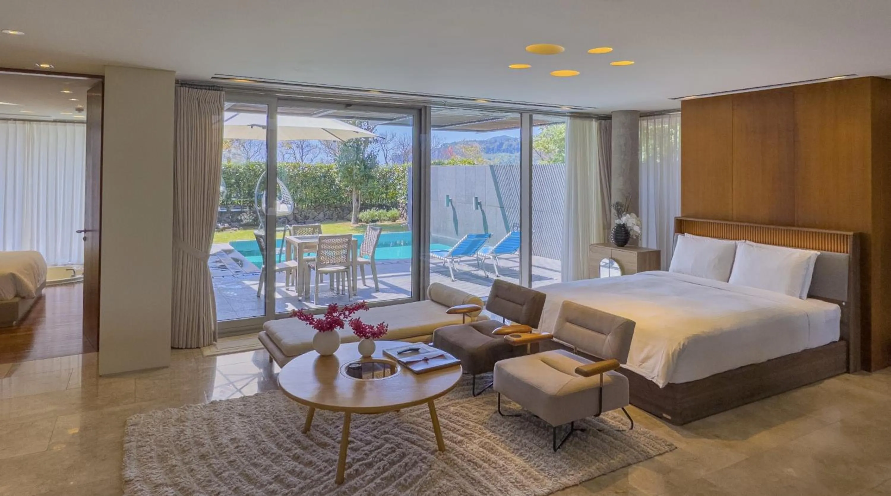 Bed in Bayhill Pool & Villa