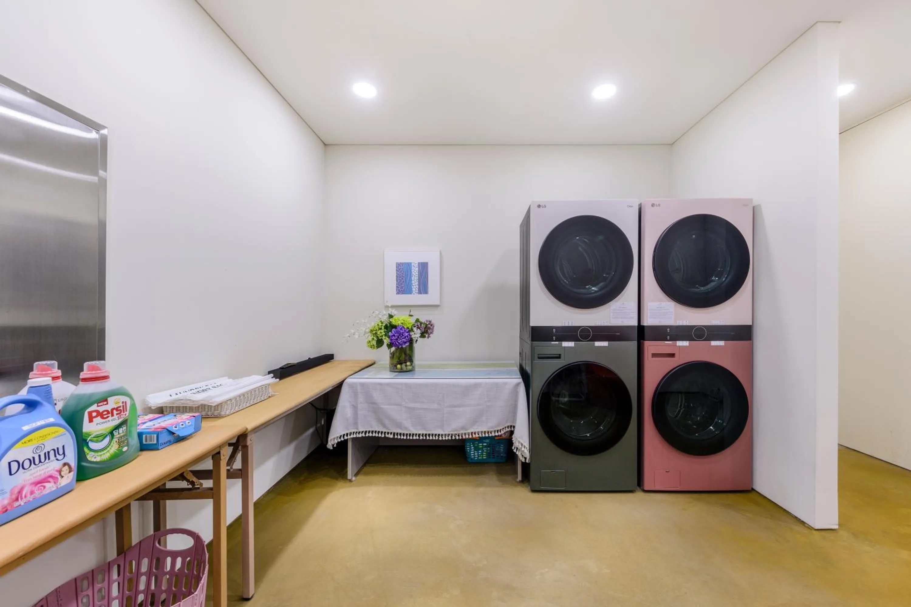 laundry in Bayhill Pool & Villa