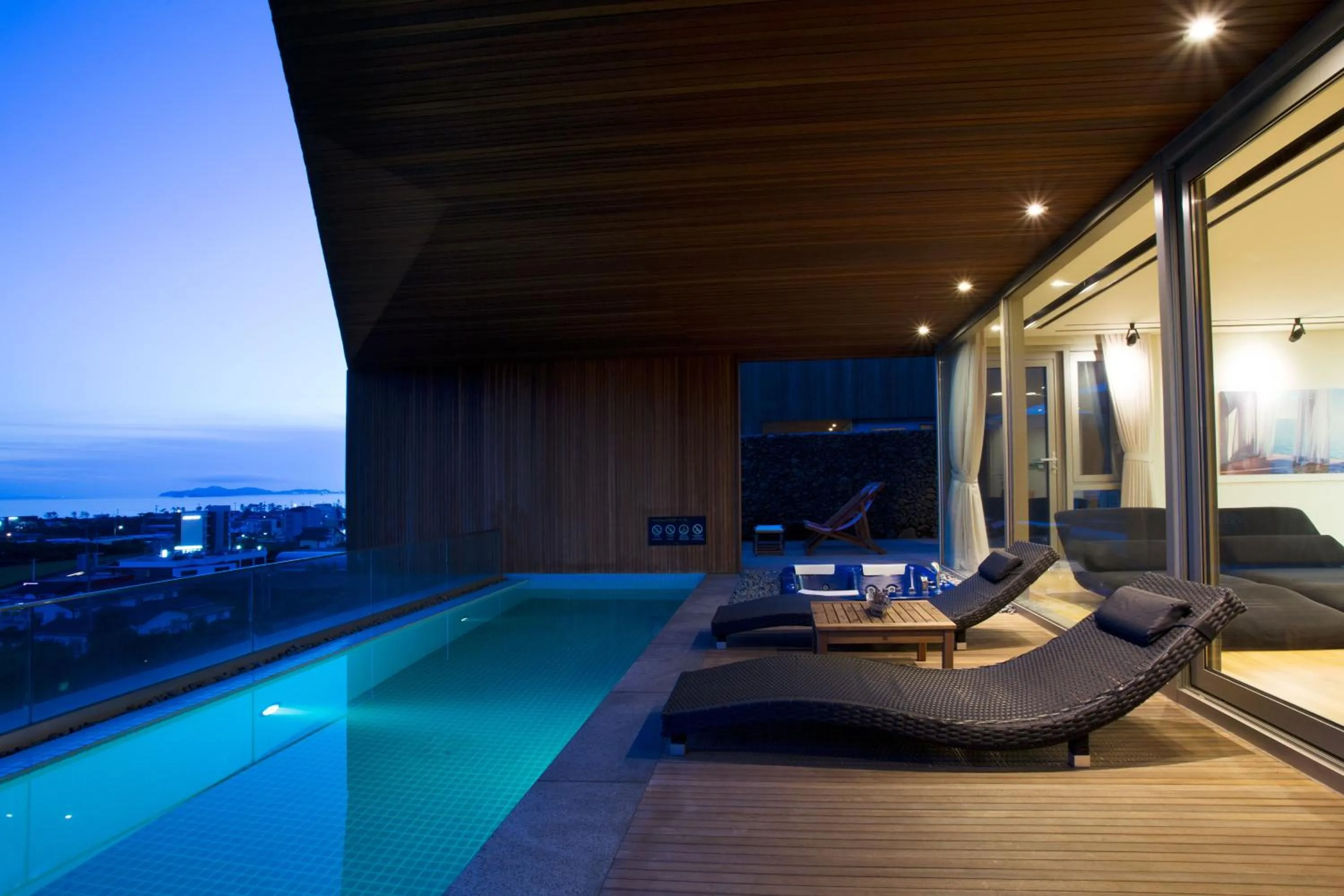 Patio in Bayhill Pool & Villa