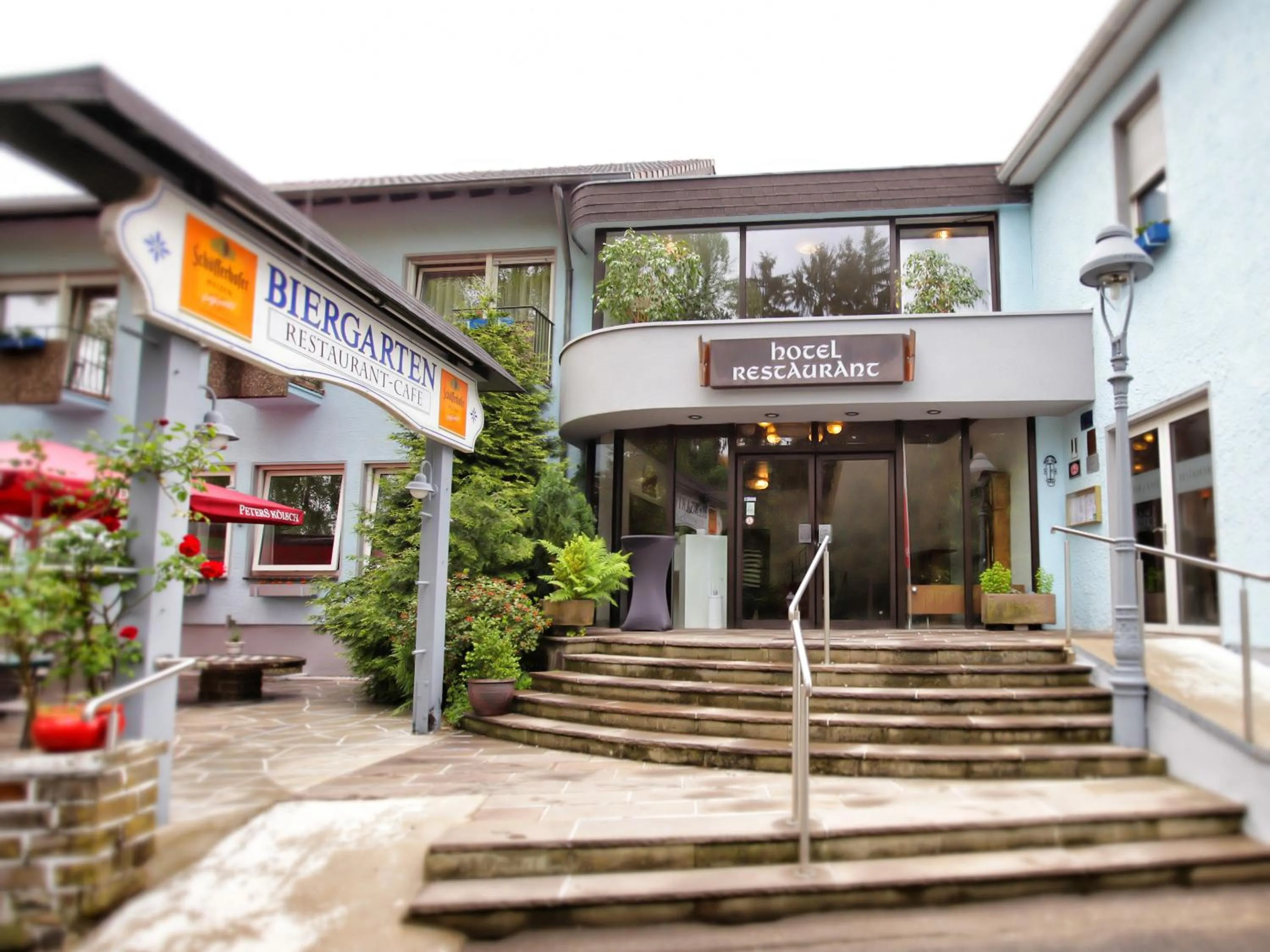 Property building in Zur Eiche