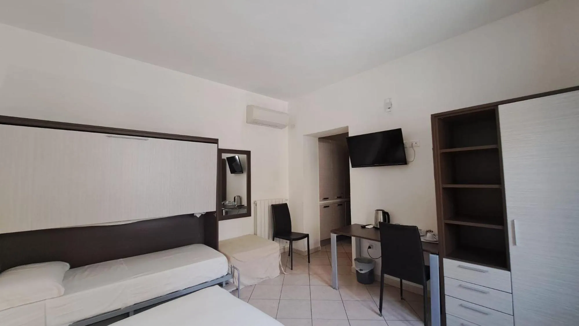 Bed in Domo - Guest-House Il Nespolo Fiorito