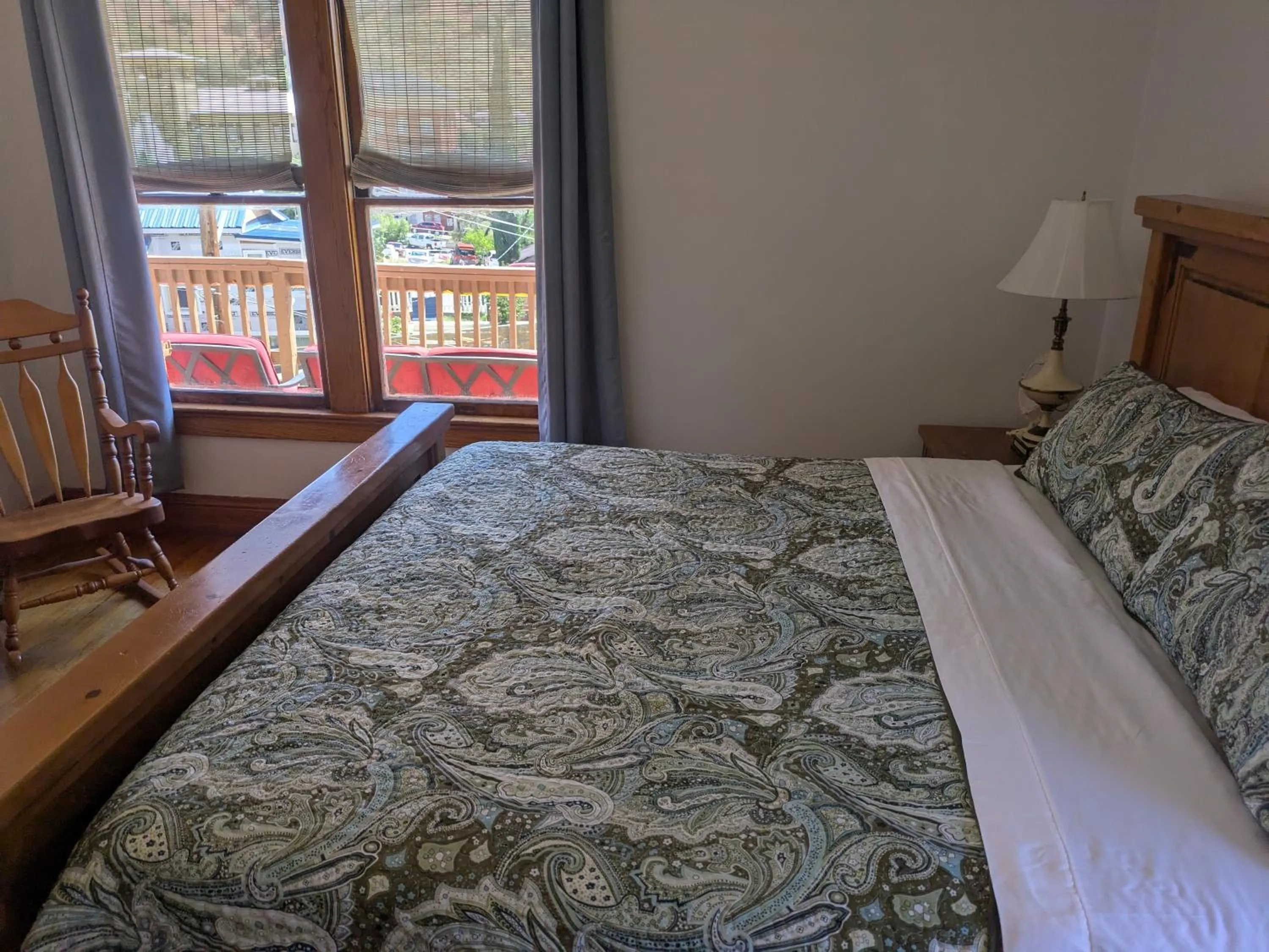 Bed in The Oliver House - Adults Only