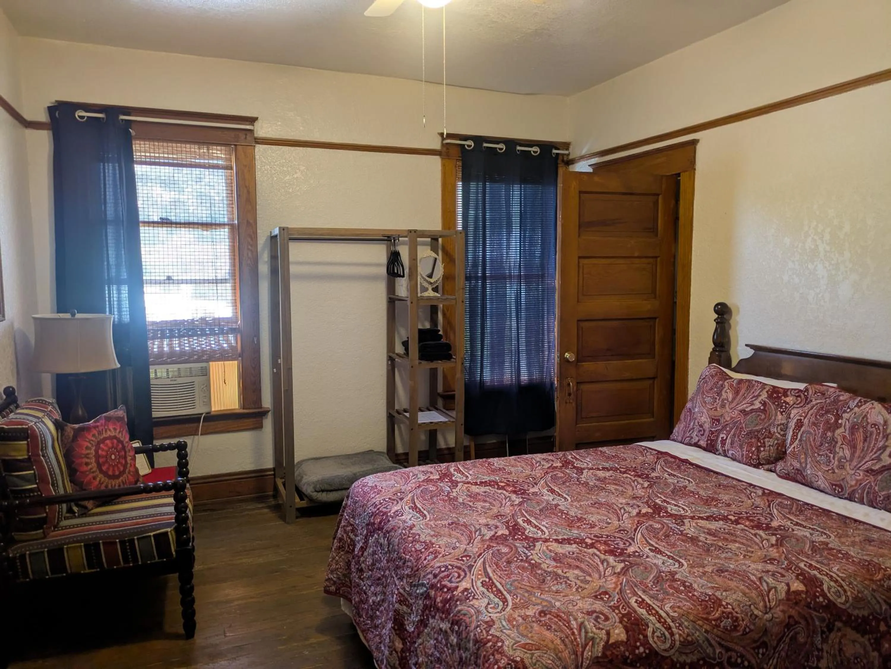 Bed in The Oliver House - Adults Only