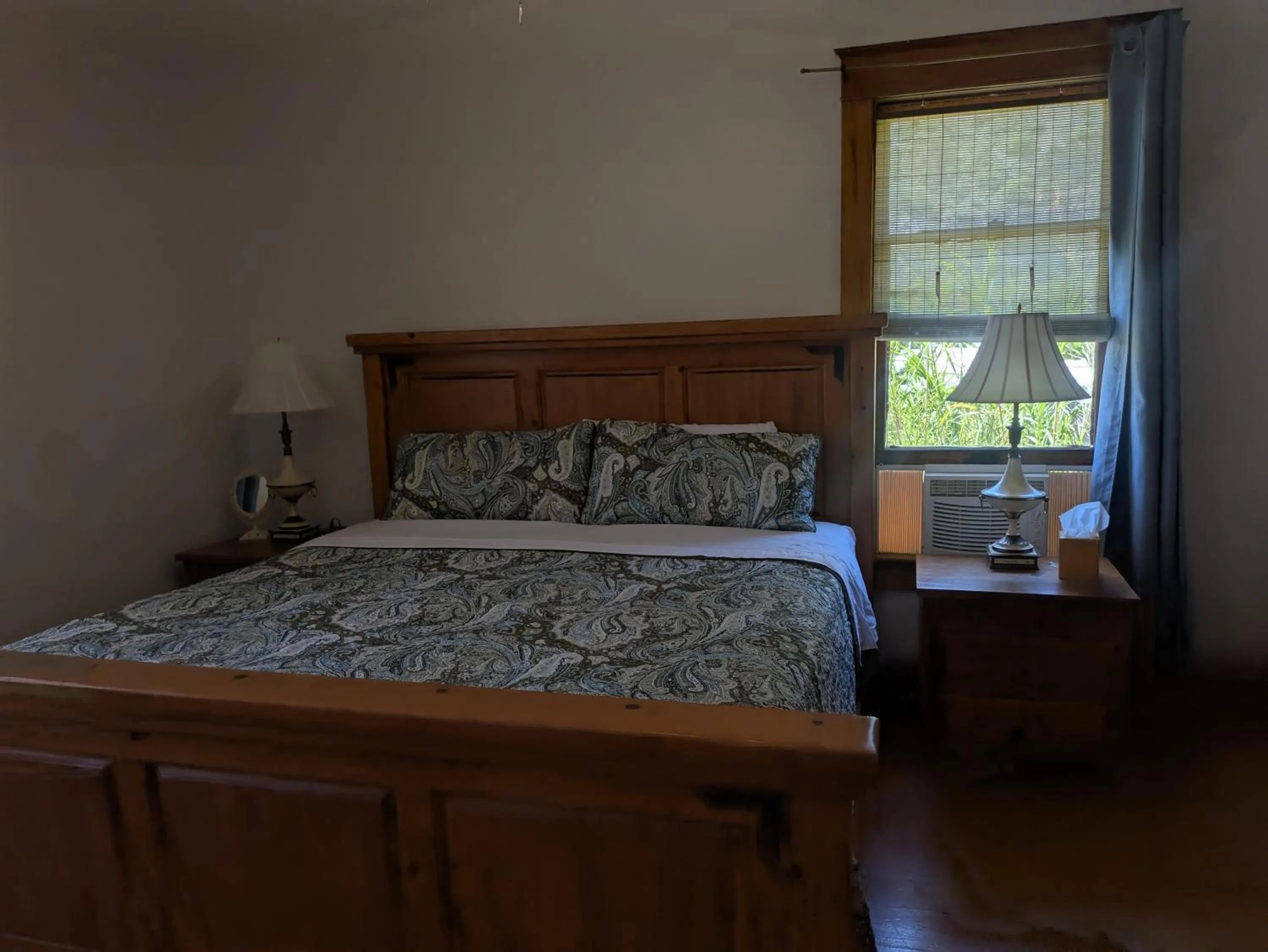Bed in The Oliver House - Adults Only