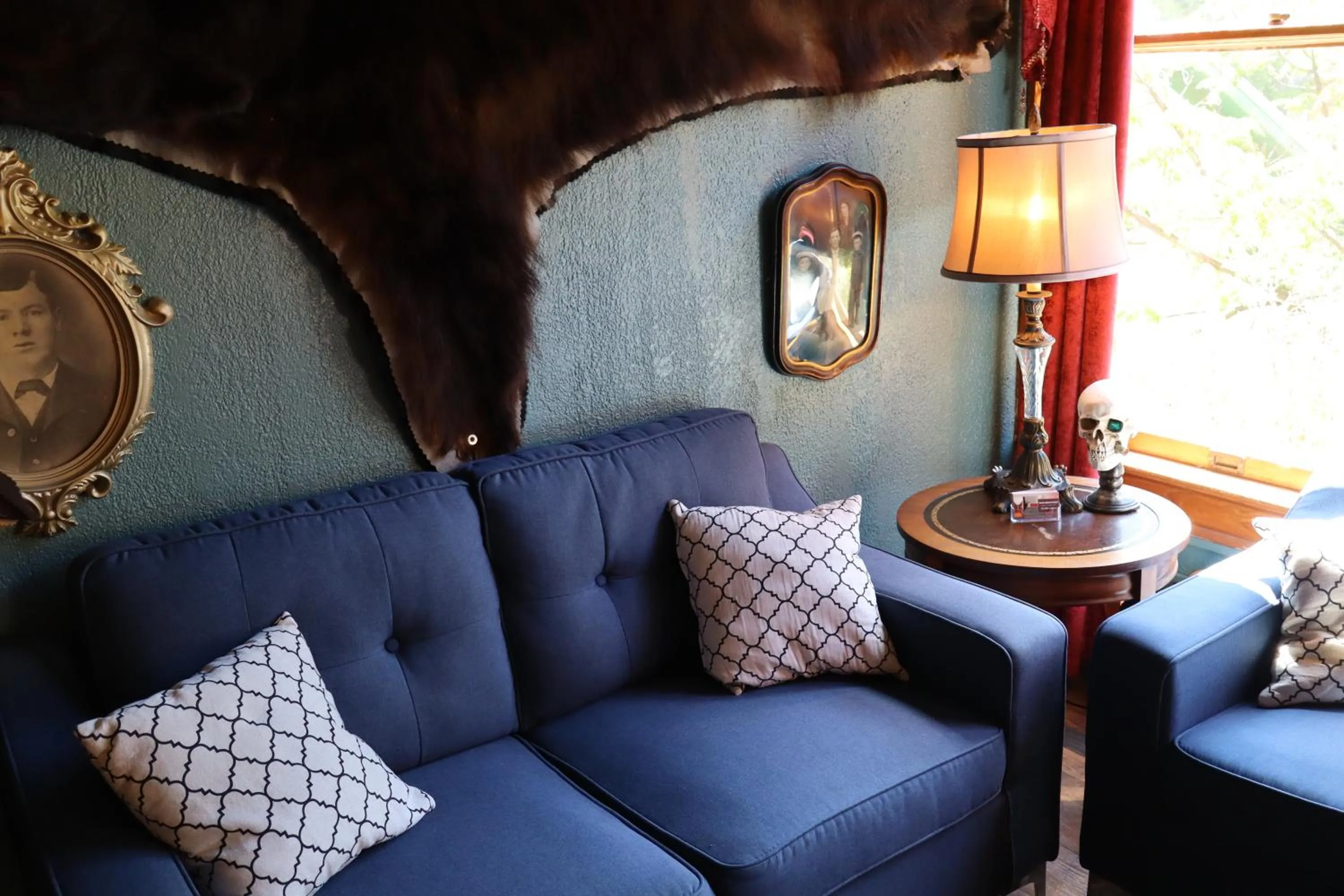 Communal lounge/ TV room in The Oliver House - Adults Only