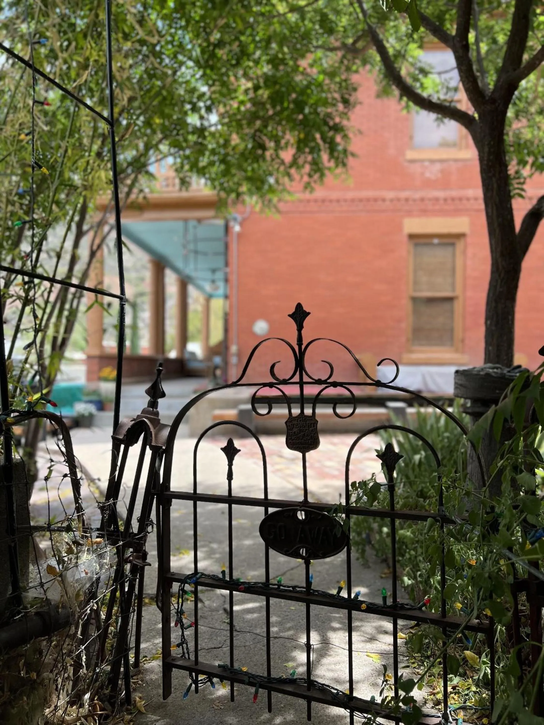 Facade/entrance in The Oliver House - Adults Only
