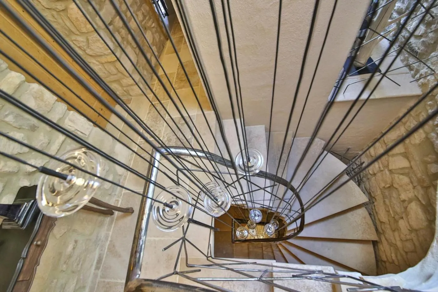 Decorative detail in La Maison du Passage - Chambres - Suites premium, Spa, Piscine et Restaurant