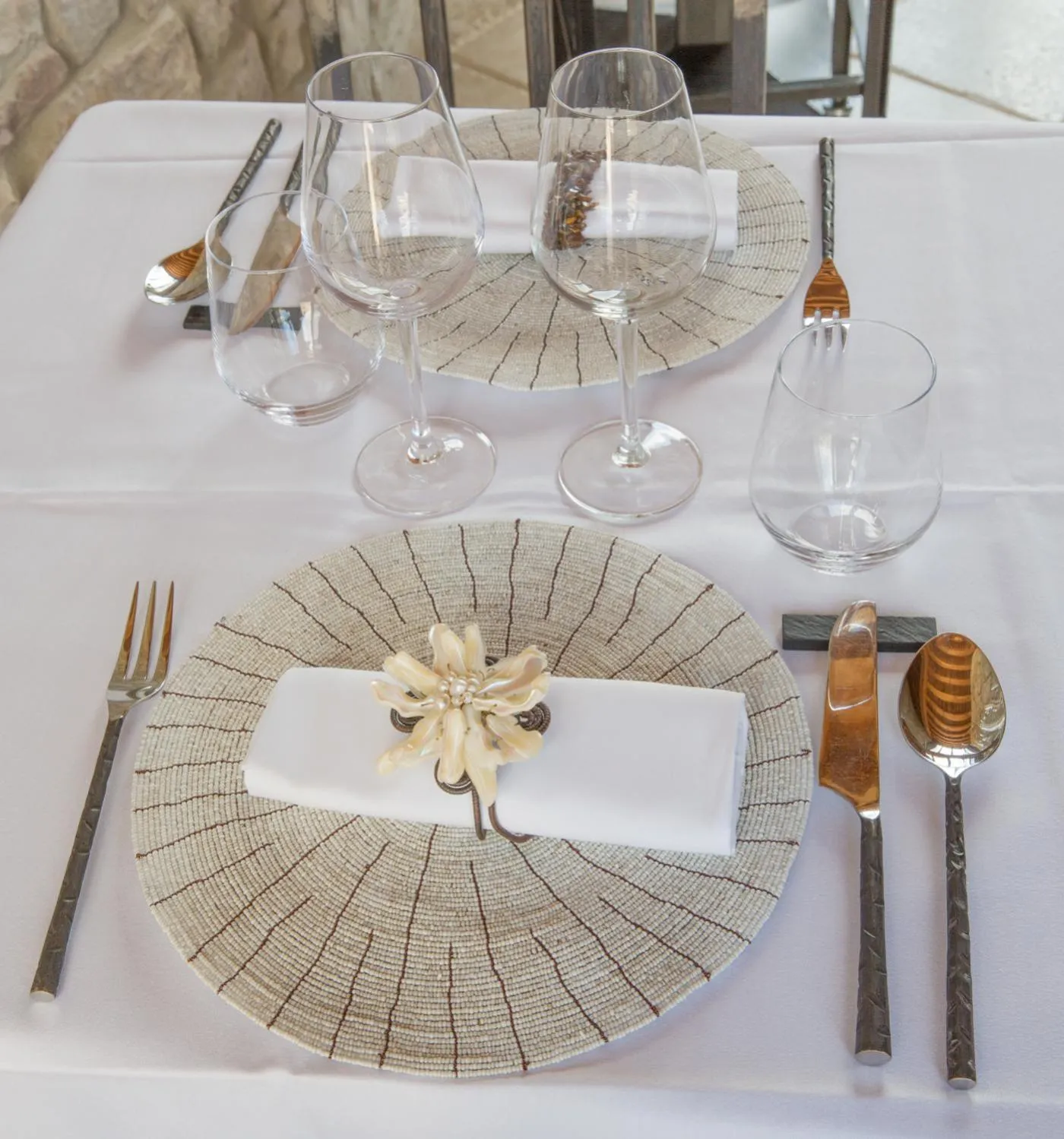 Restaurant/places to eat in La Maison du Passage - Chambres - Suites premium, Spa, Piscine et Restaurant