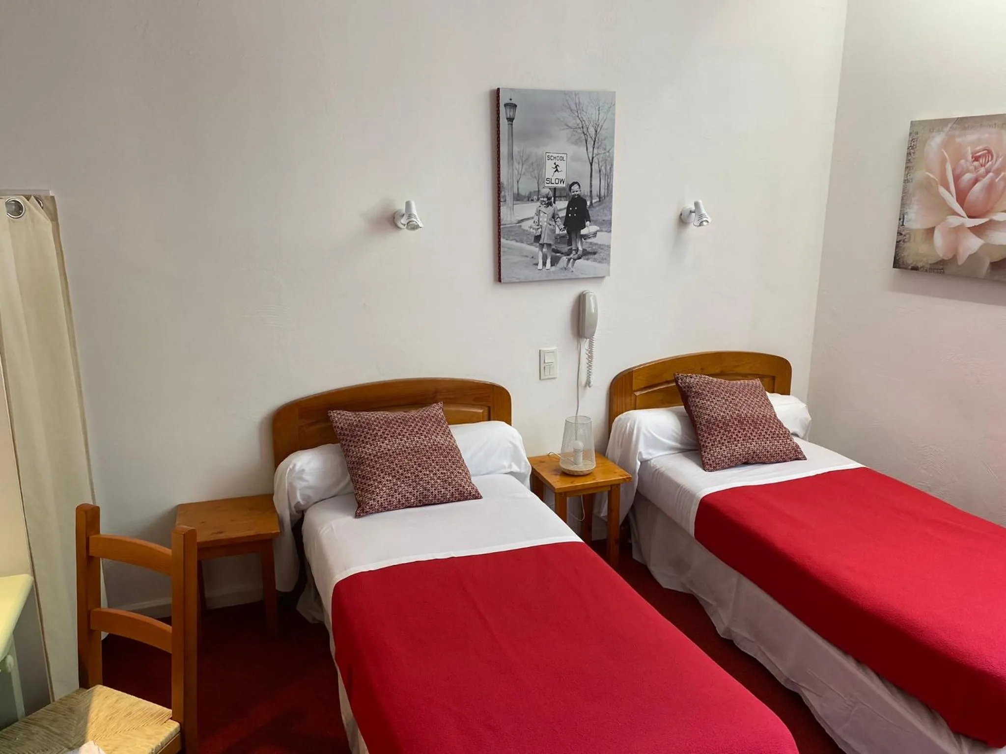 Bed in HOTEL LES MARRONNIERS