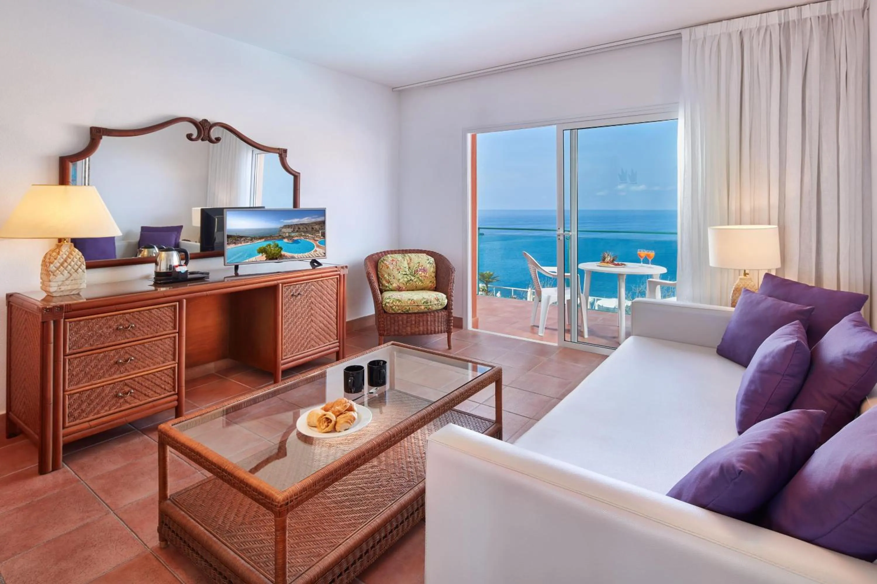 Living room, Bed in Mogan Princess & Beach Club