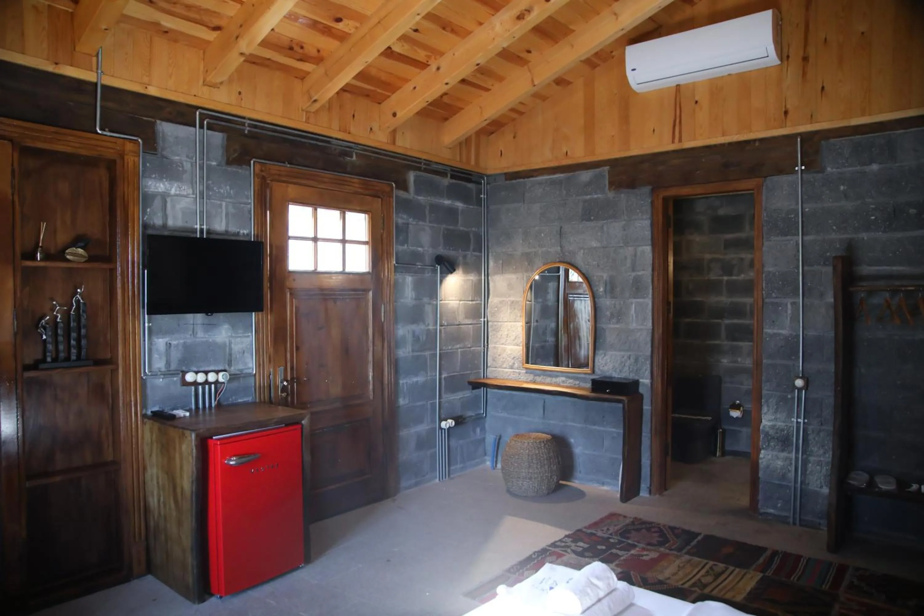 oven in MAVİ AT HOTEL Blue Horse