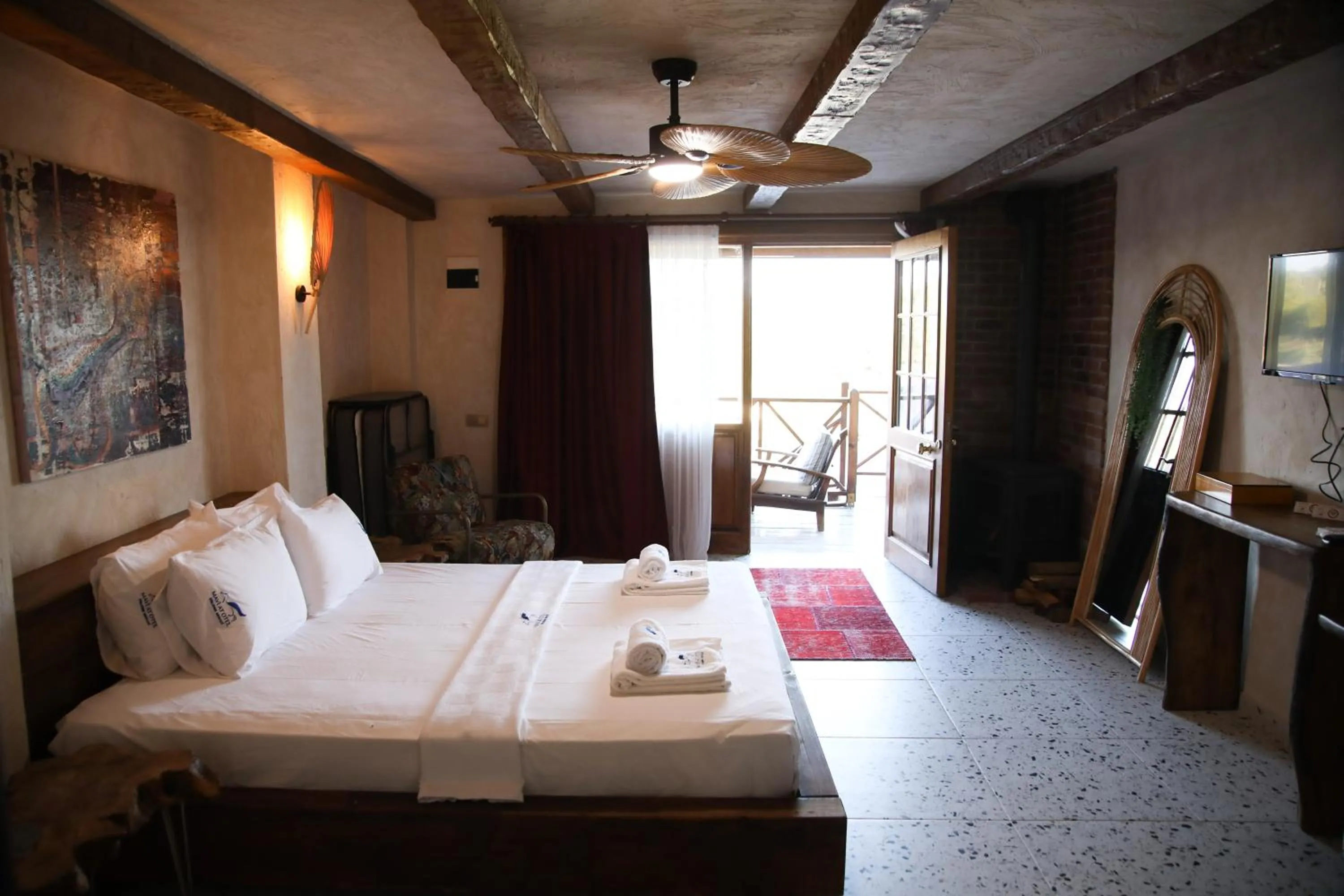 Bed in MAVİ AT HOTEL Blue Horse