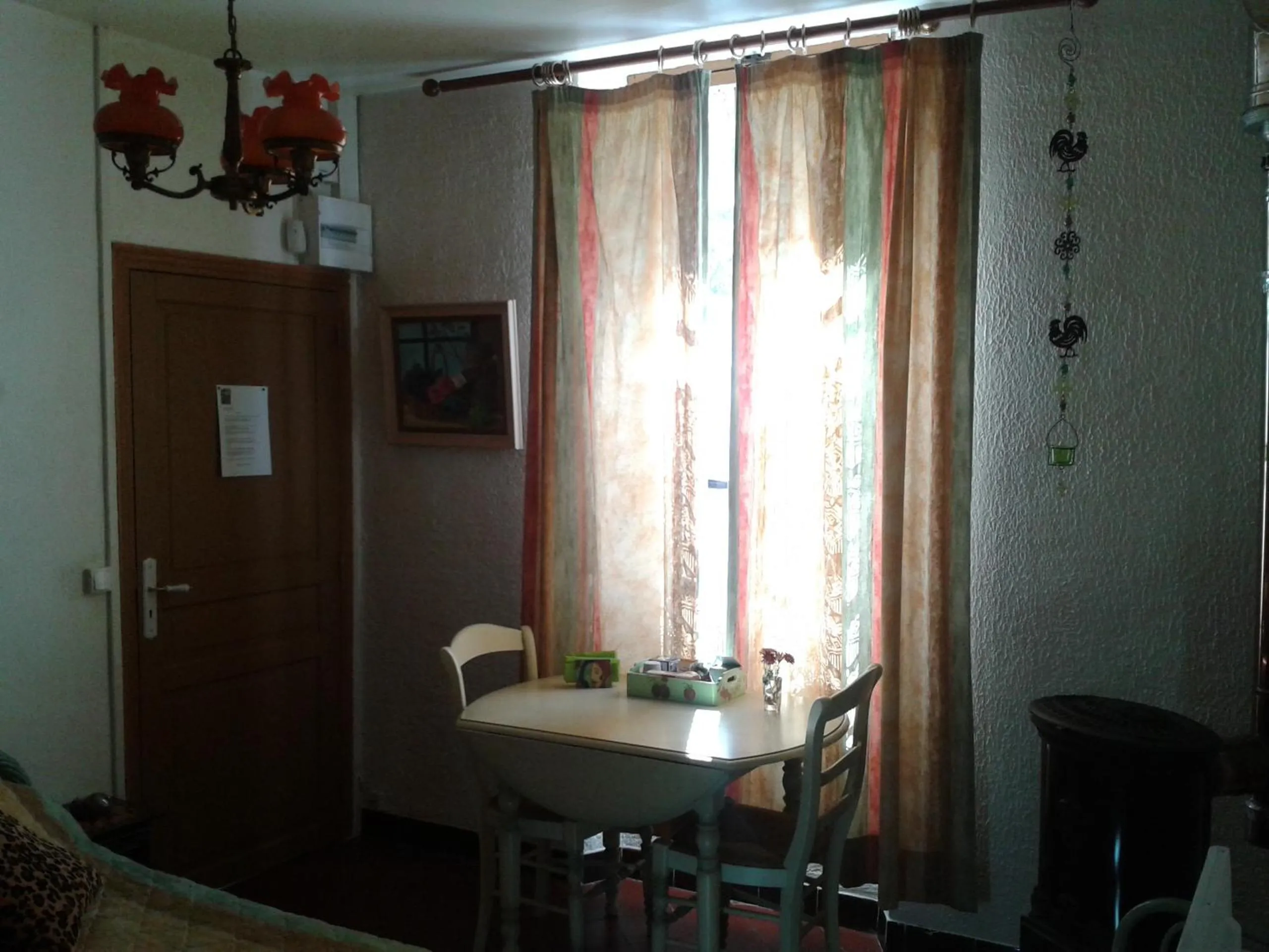 Dining area in B&B Le Clos des Cigales