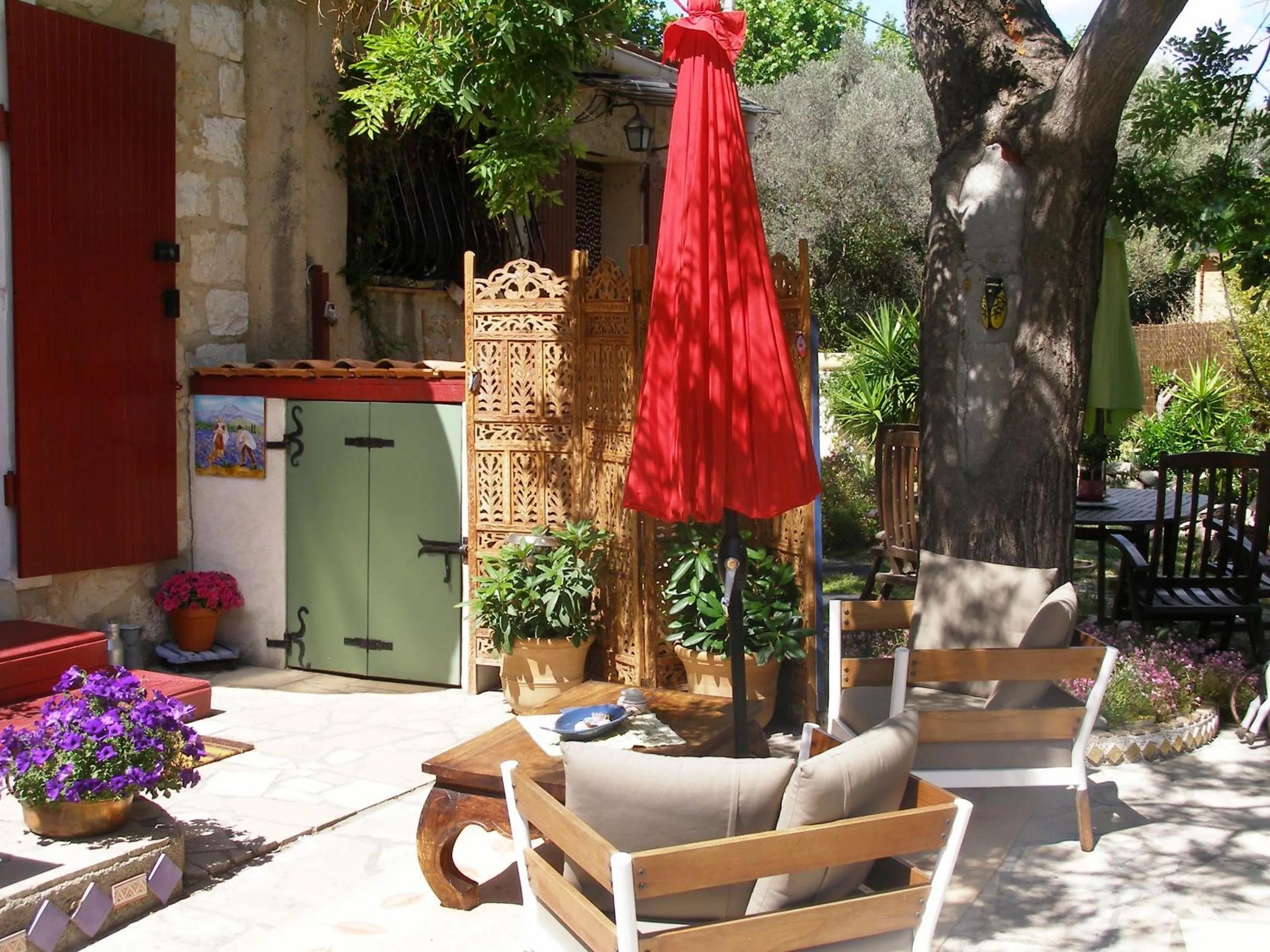Balcony/Terrace in B&B Le Clos des Cigales