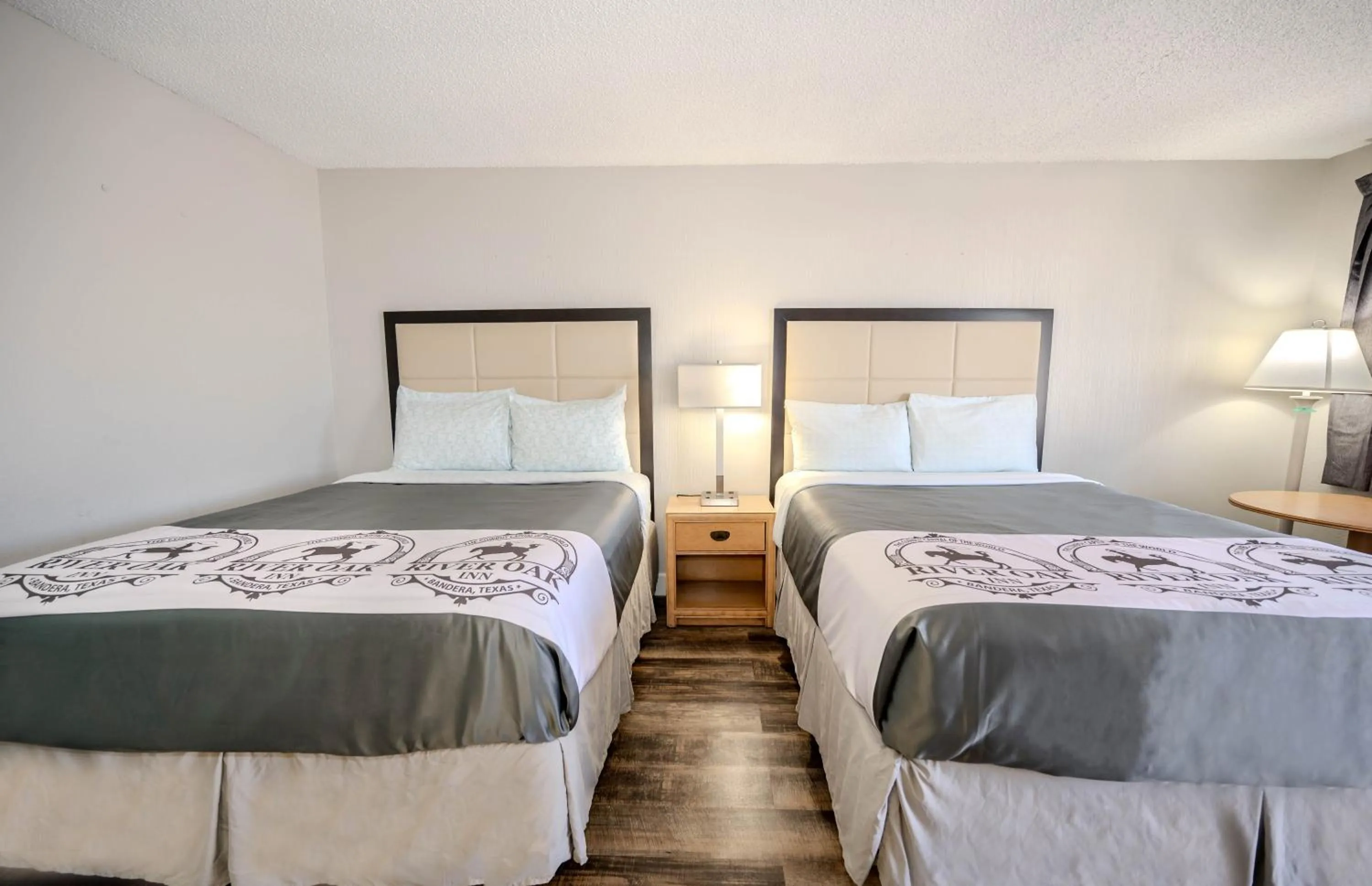 Bedroom, Bed in RIVER OAK INN