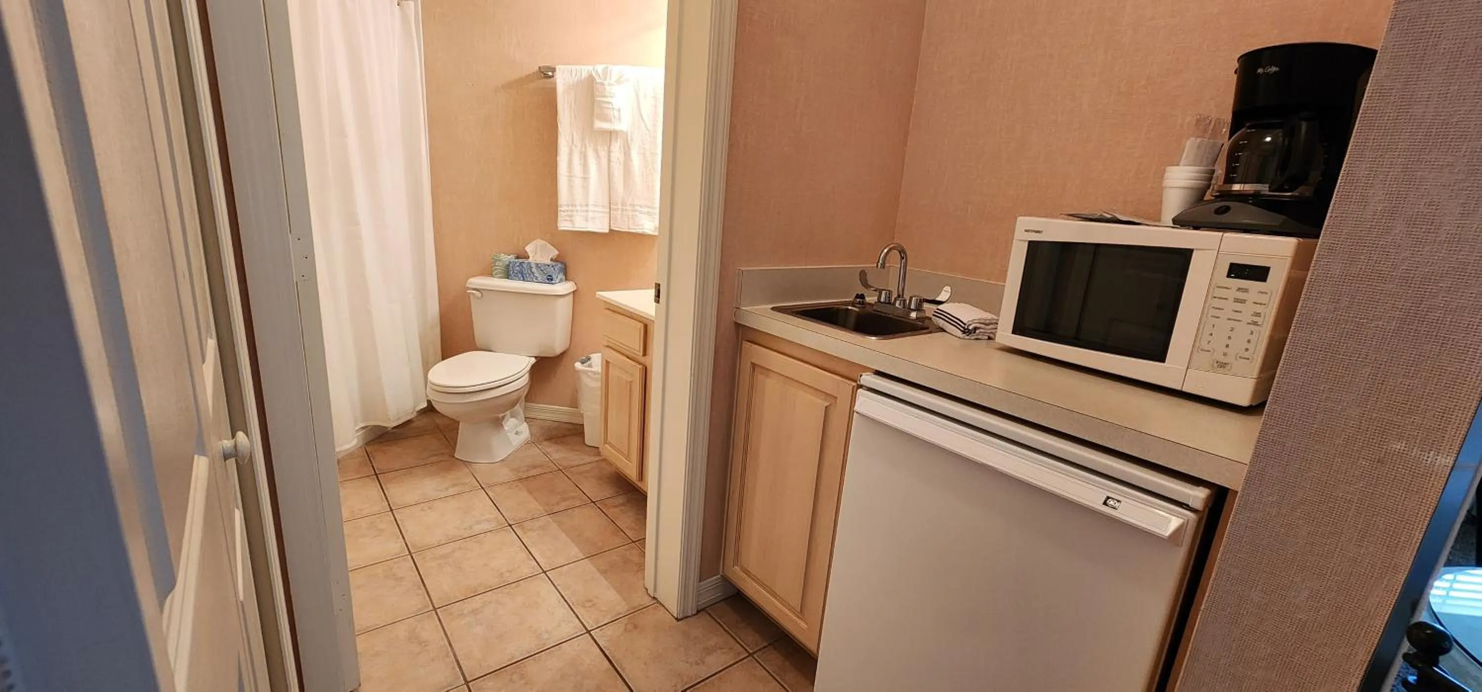 Kitchen or kitchenette in Right Direction Rentals