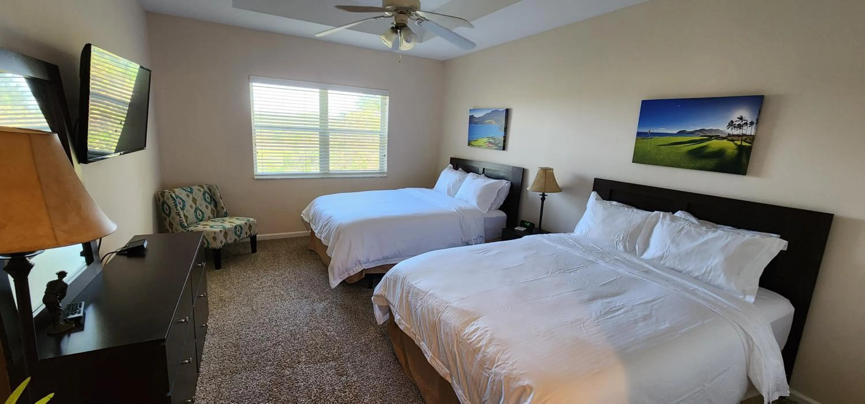 Photo of the whole room in Right Direction Rentals