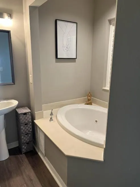 Bath in Right Direction Rentals