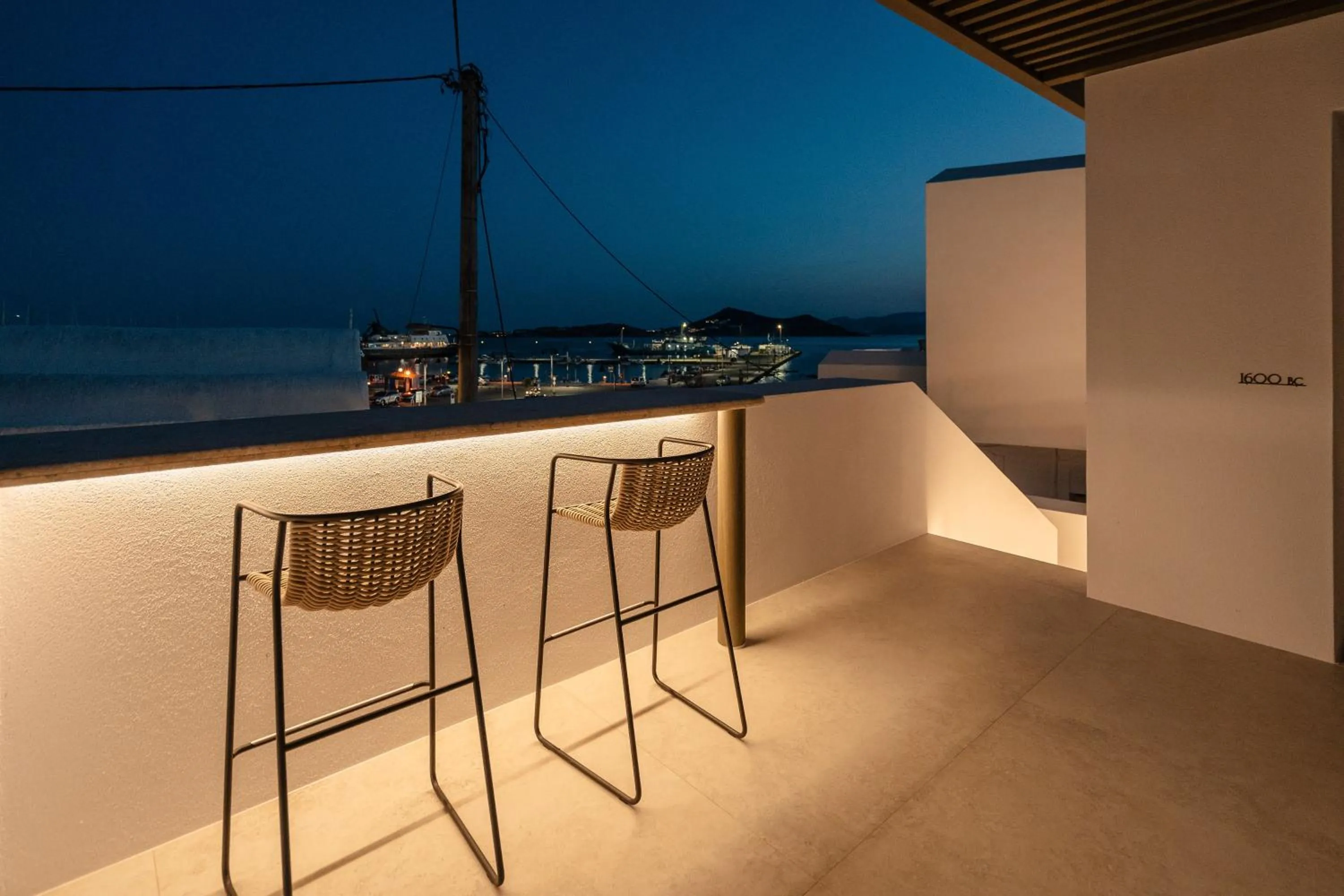 Property building in Naxos Rhyton