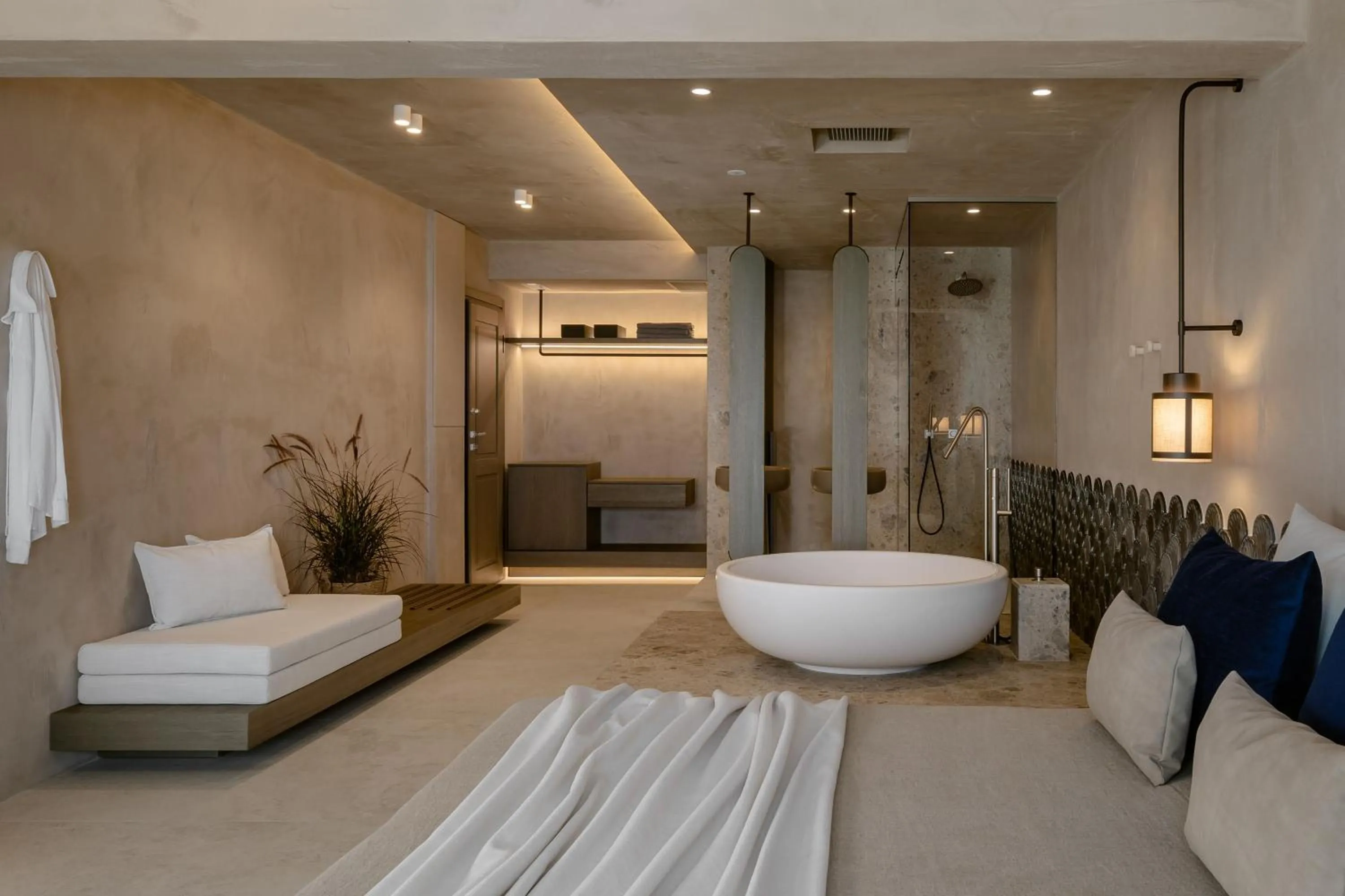 Bedroom in Naxos Rhyton