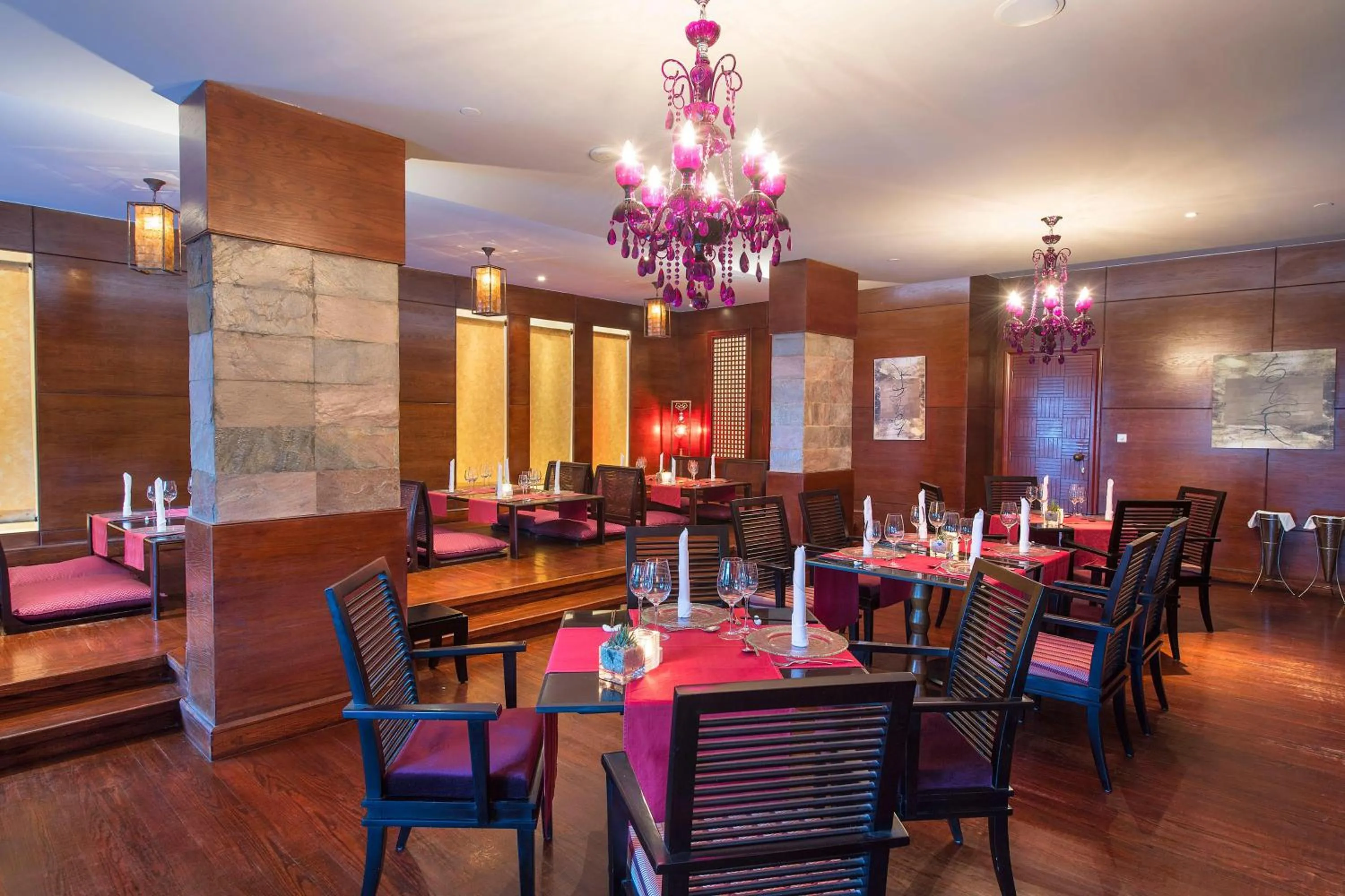 Restaurant/places to eat in Baron Palace Sahl Hasheesh