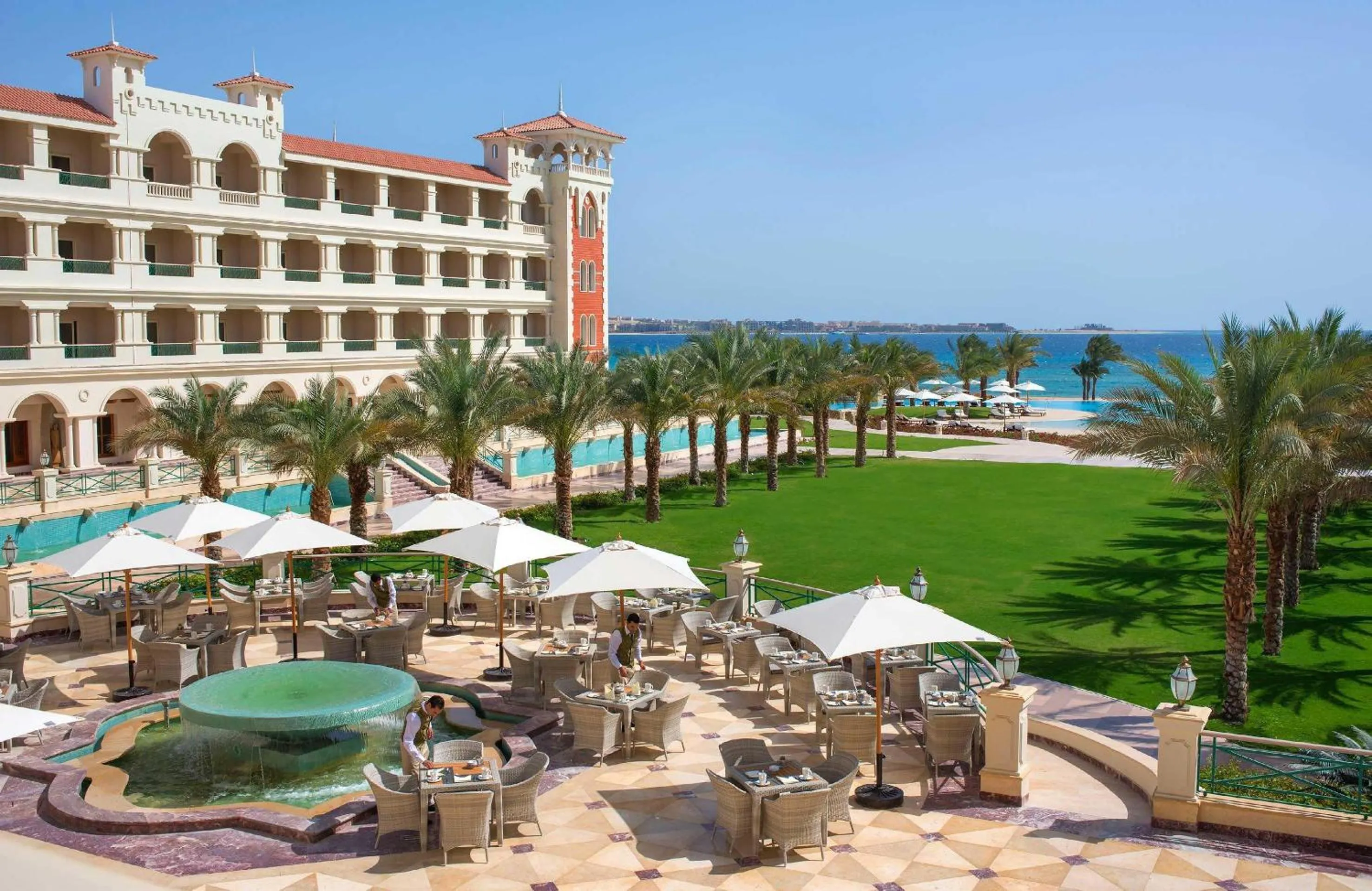 Restaurant/places to eat in Baron Palace Sahl Hasheesh