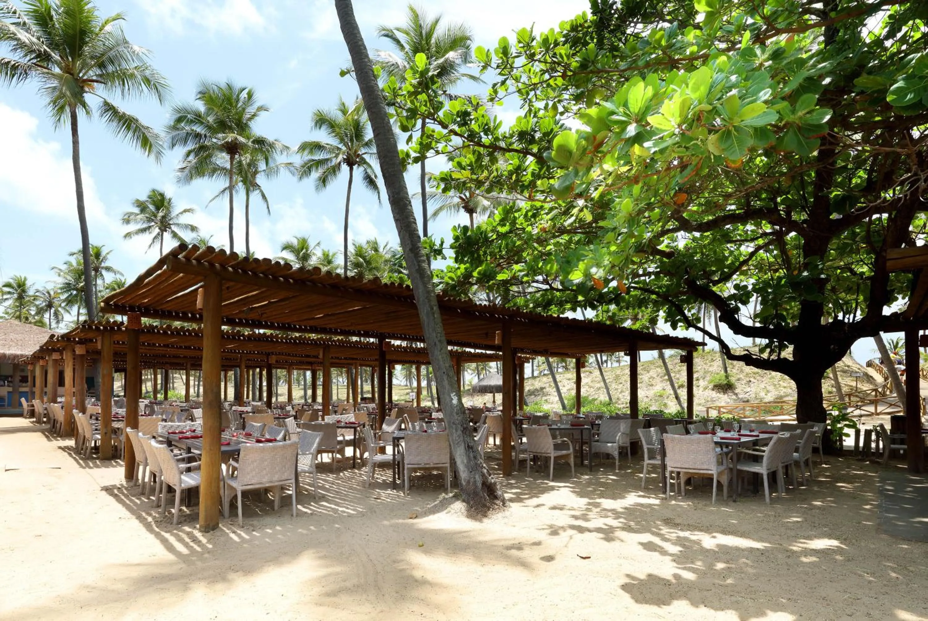 Restaurant/places to eat in The Signature Level at Grand Palladium Imbassaí Resort & Spa