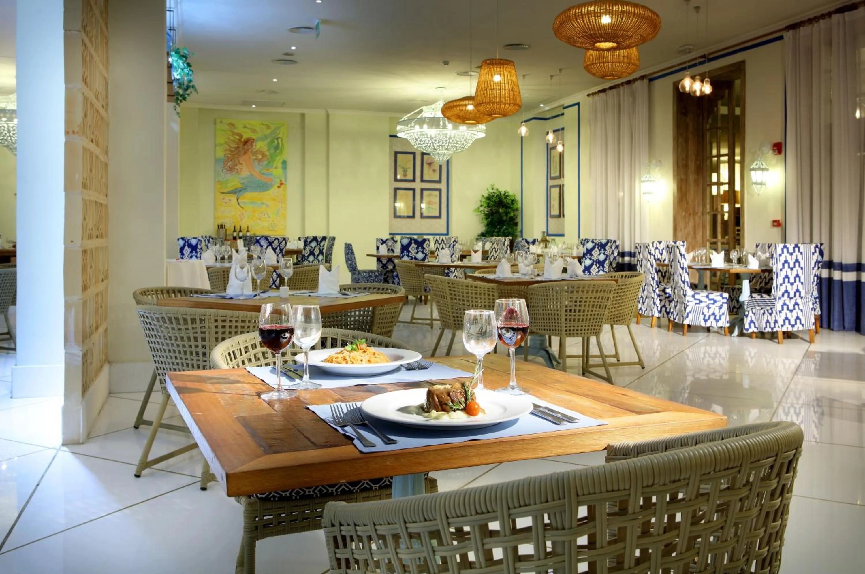 Restaurant/places to eat in The Signature Level at Grand Palladium Imbassaí Resort & Spa
