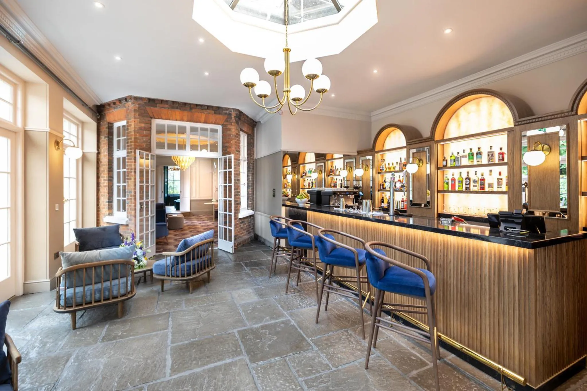 Lounge or bar in Milford Hall Salisbury