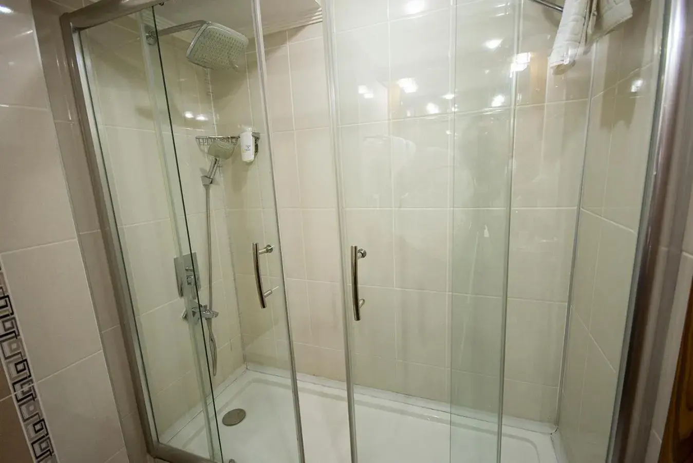 Standard Twin Room in NK Hotel Standard Twin Room in NK Hotel