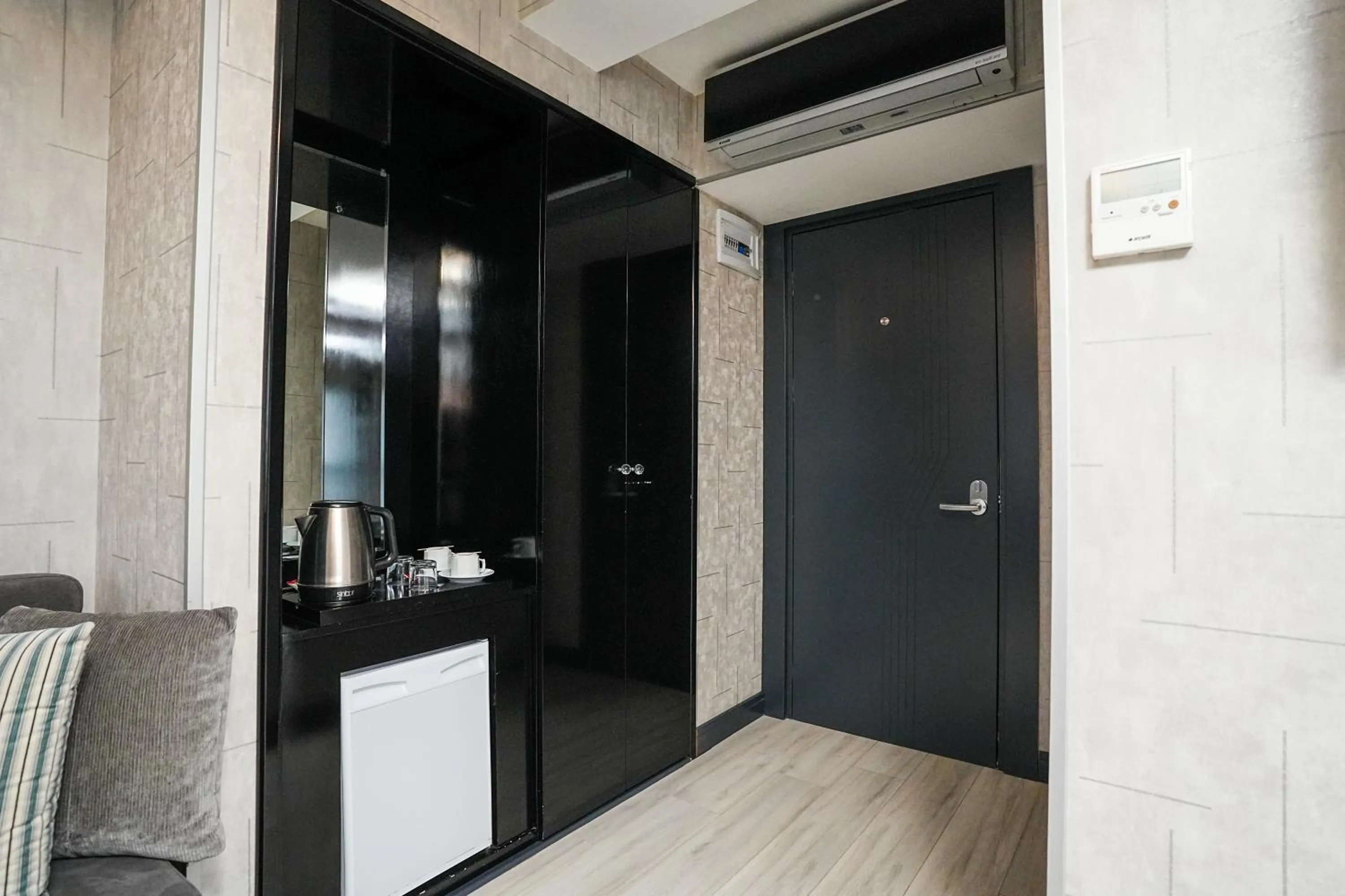 Coffee/tea facilities in NK Hotel