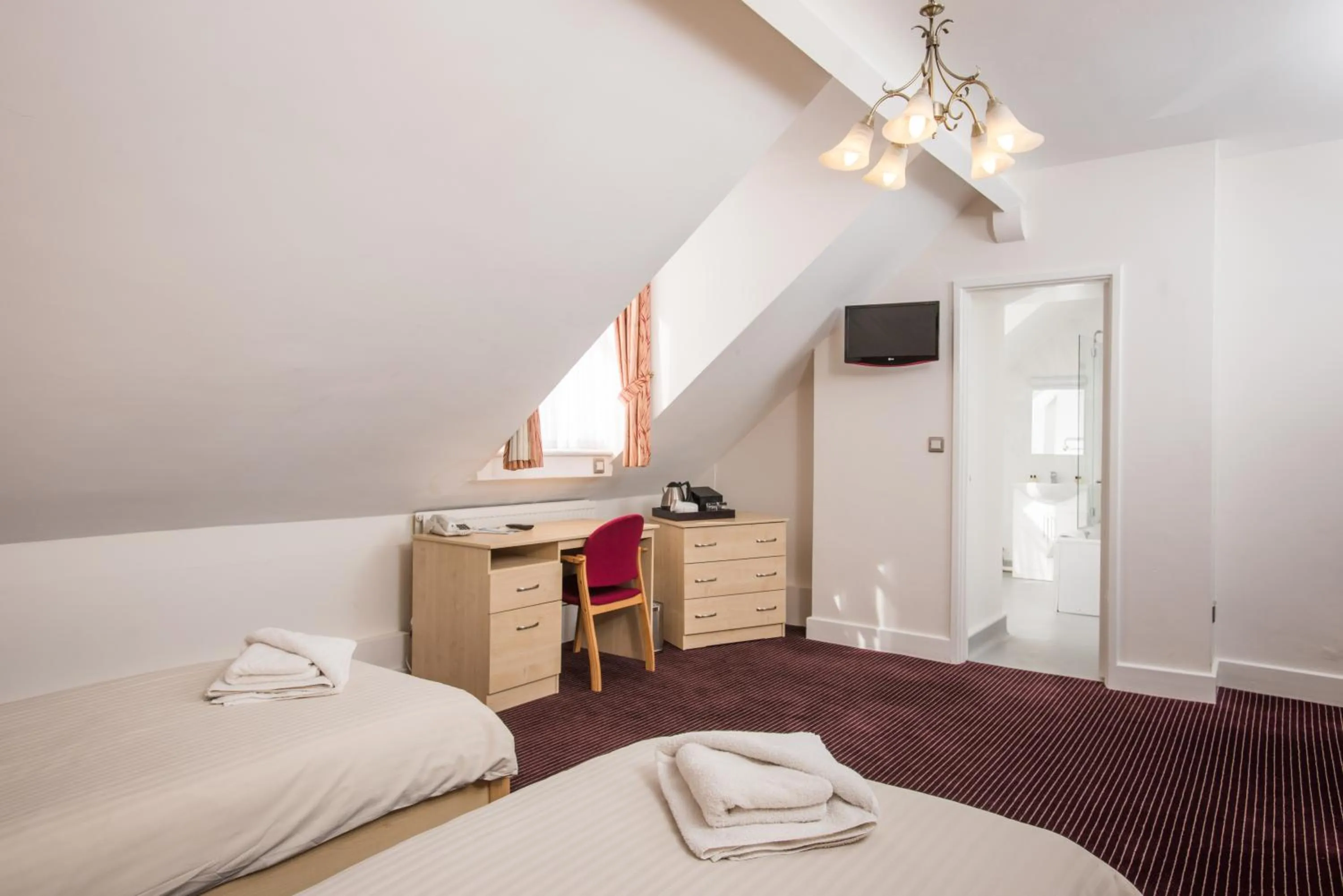 Bedroom, Bed in Rewley House University of Oxford