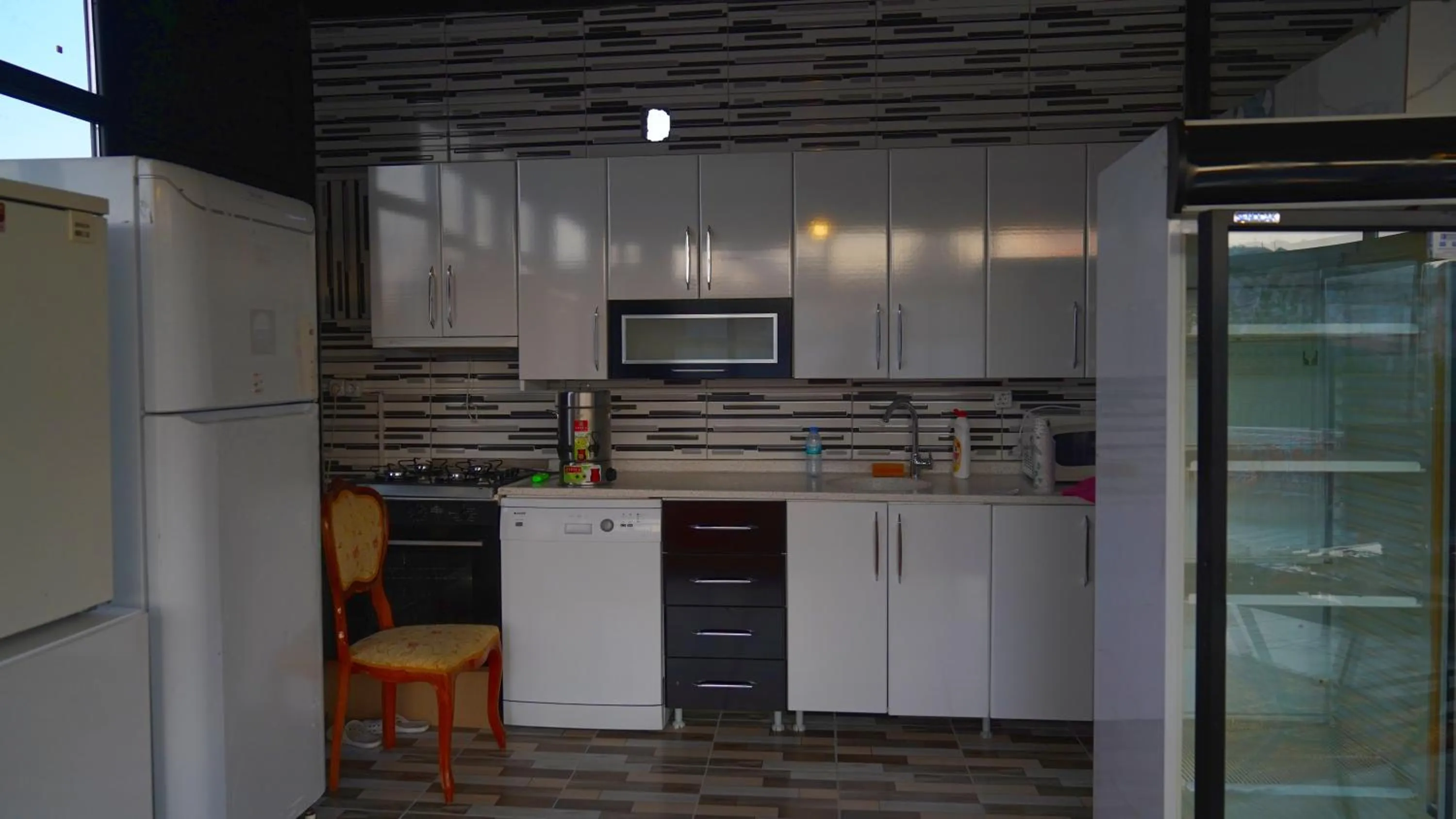 Kitchen or kitchenette in Alpha Stone House