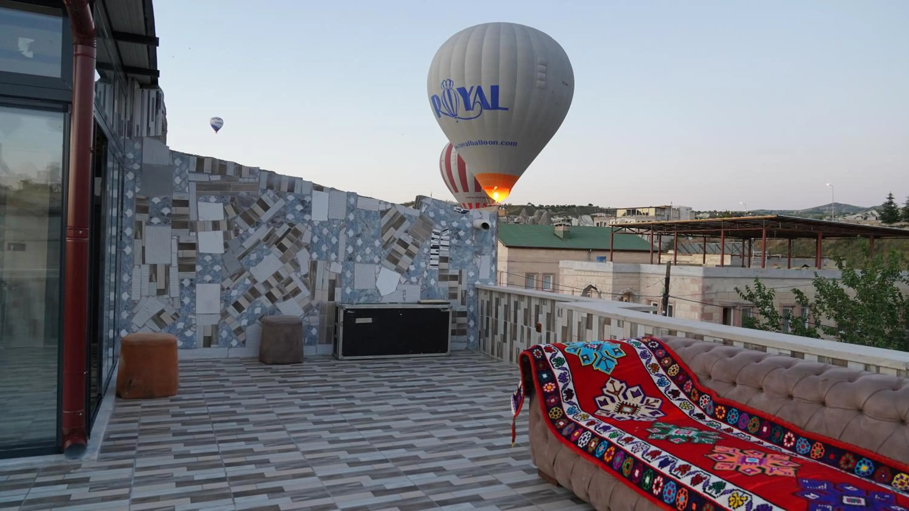 Day in Alpha Stone House