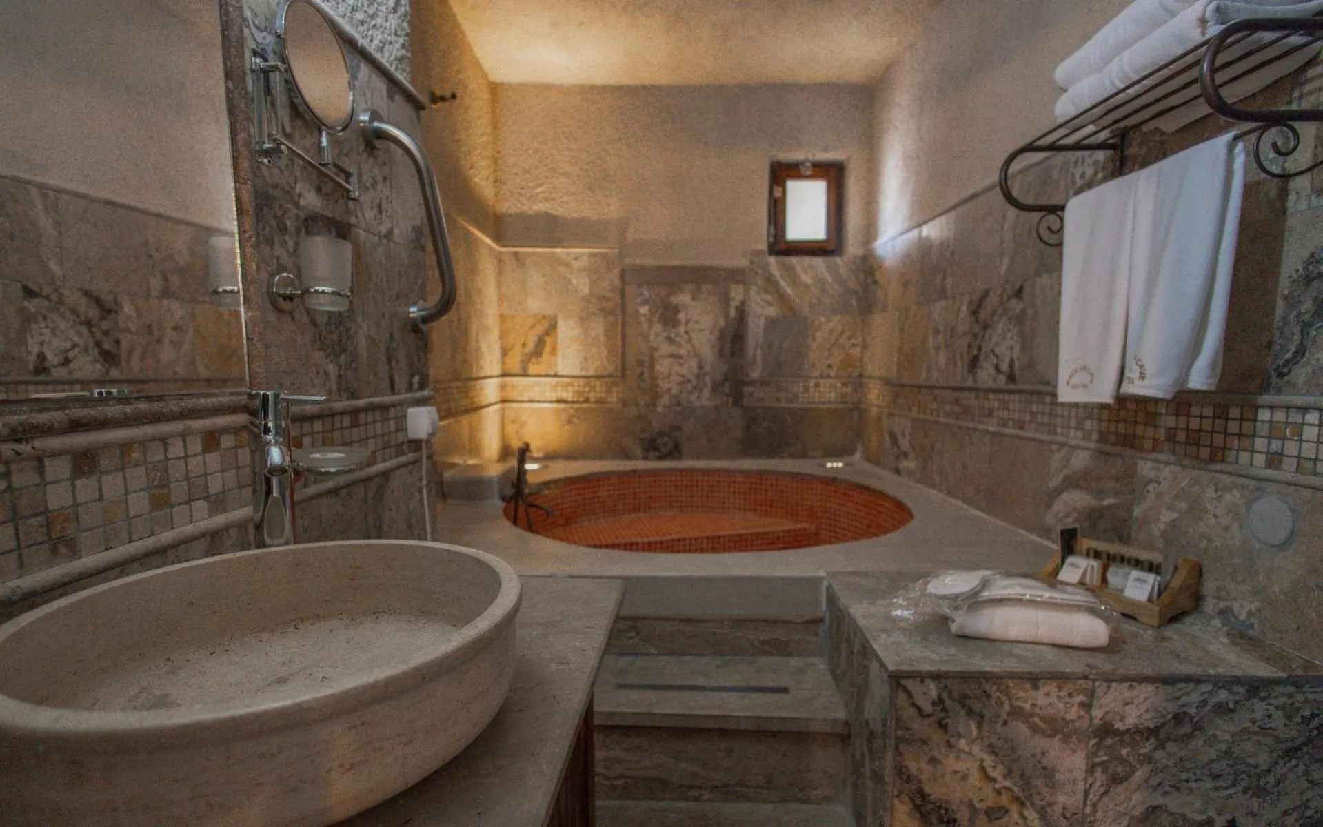 Bathroom in Maccan Cave Hotel
