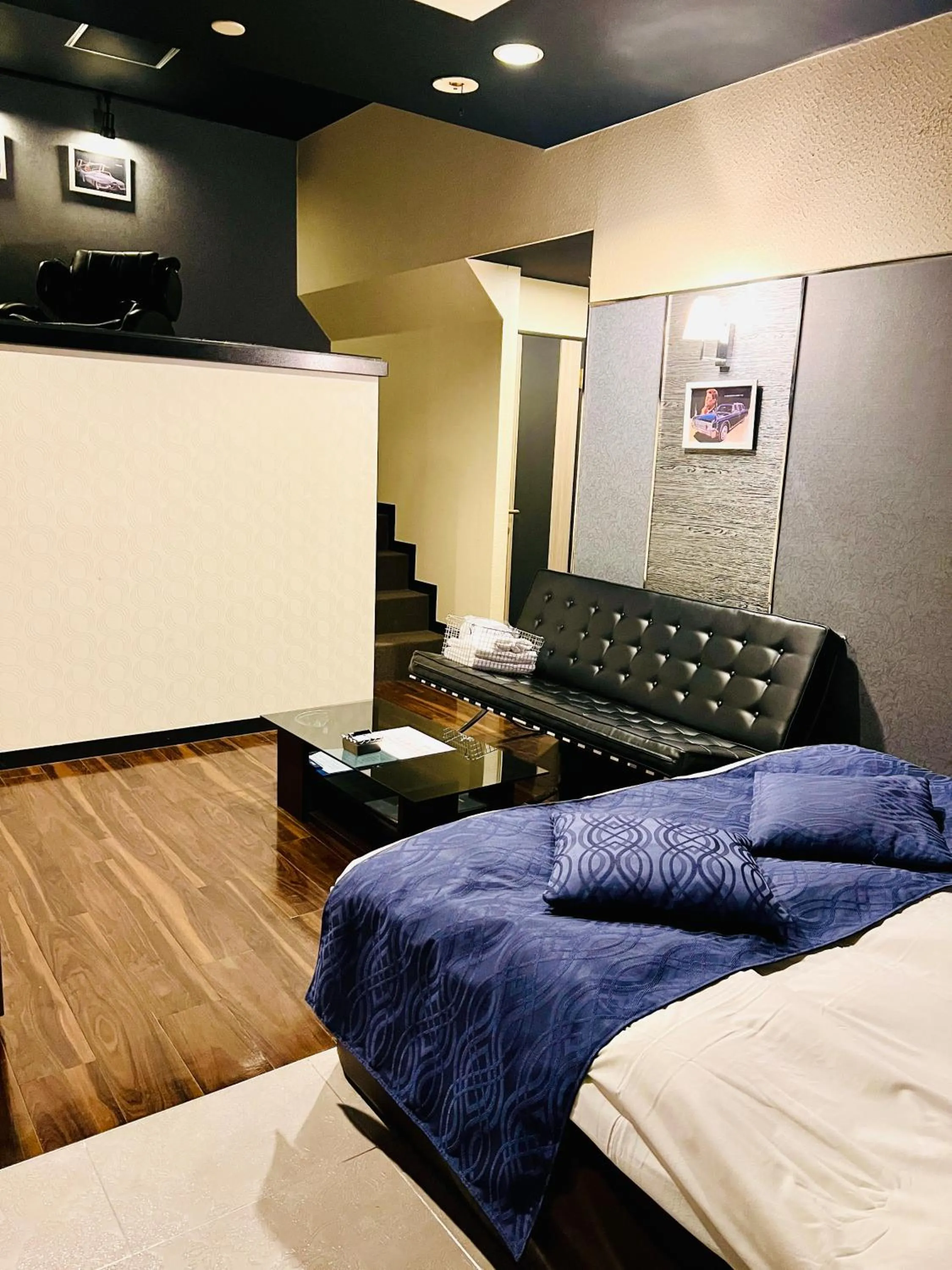 Photo of the whole room, Bed in ホテル CROWN MOTEL