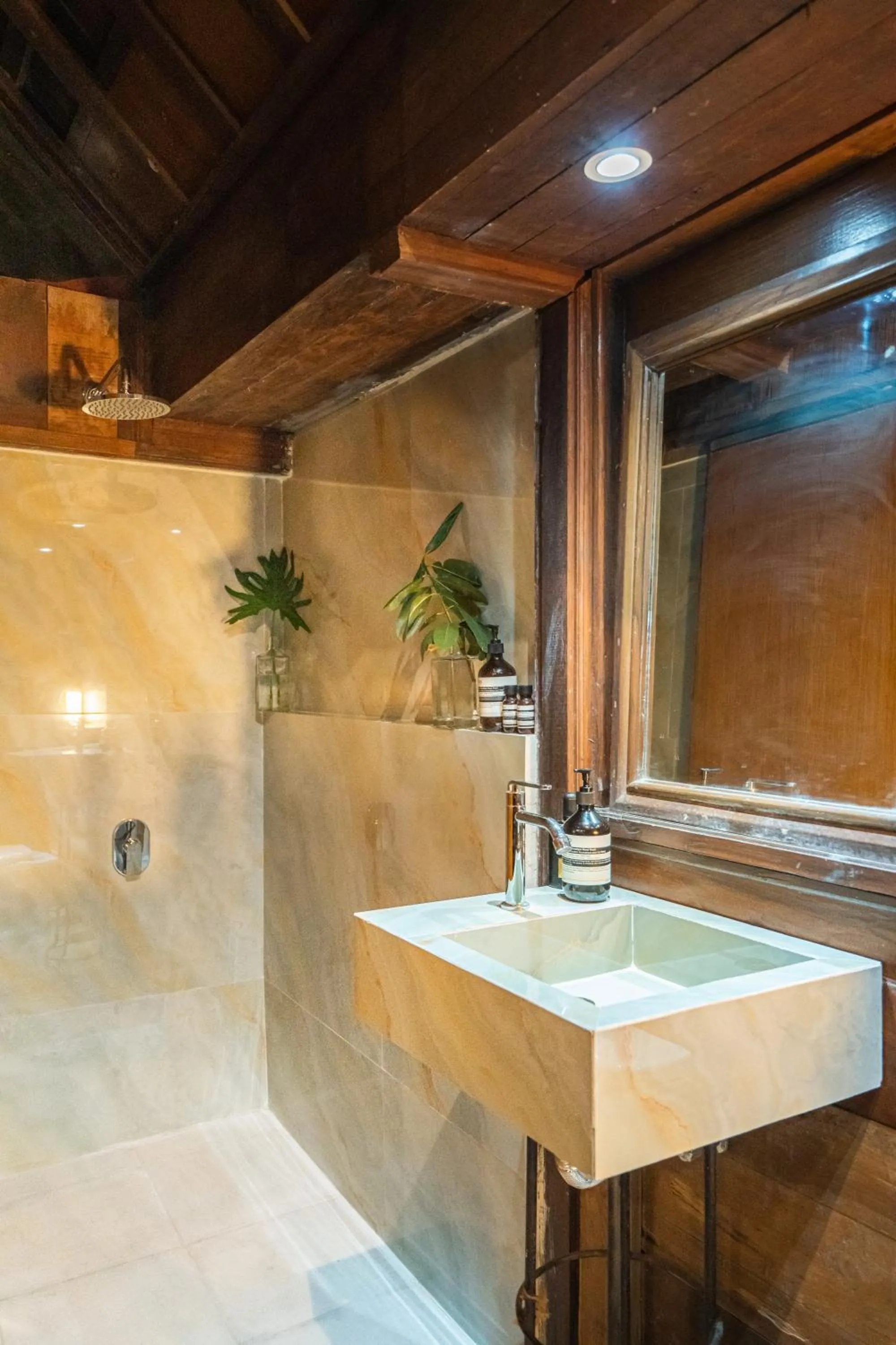 Bathroom in The Corduroy Hotel