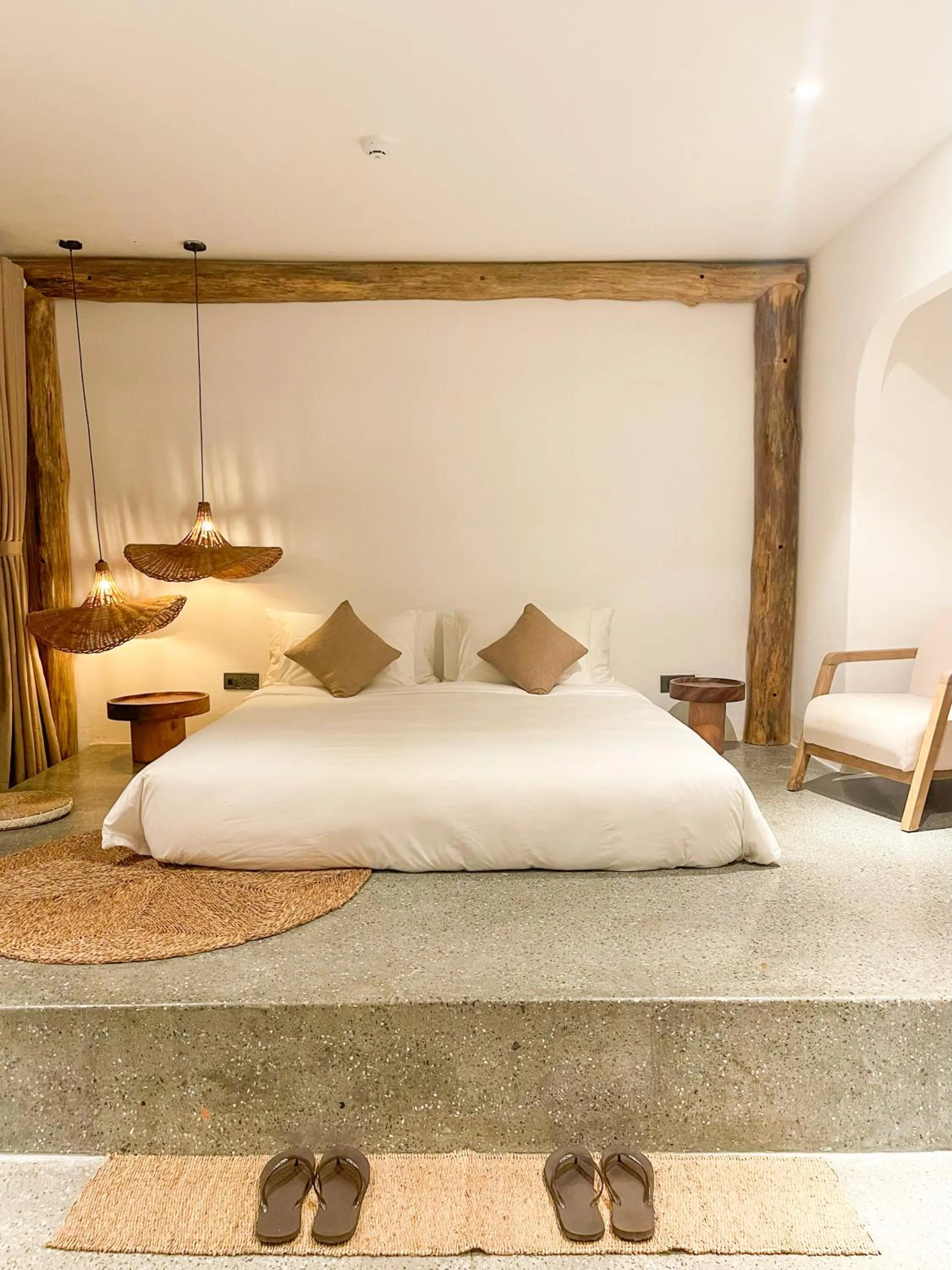 Night, Bed in La Grotta Hotel - Phu Quoc Emerald Bay