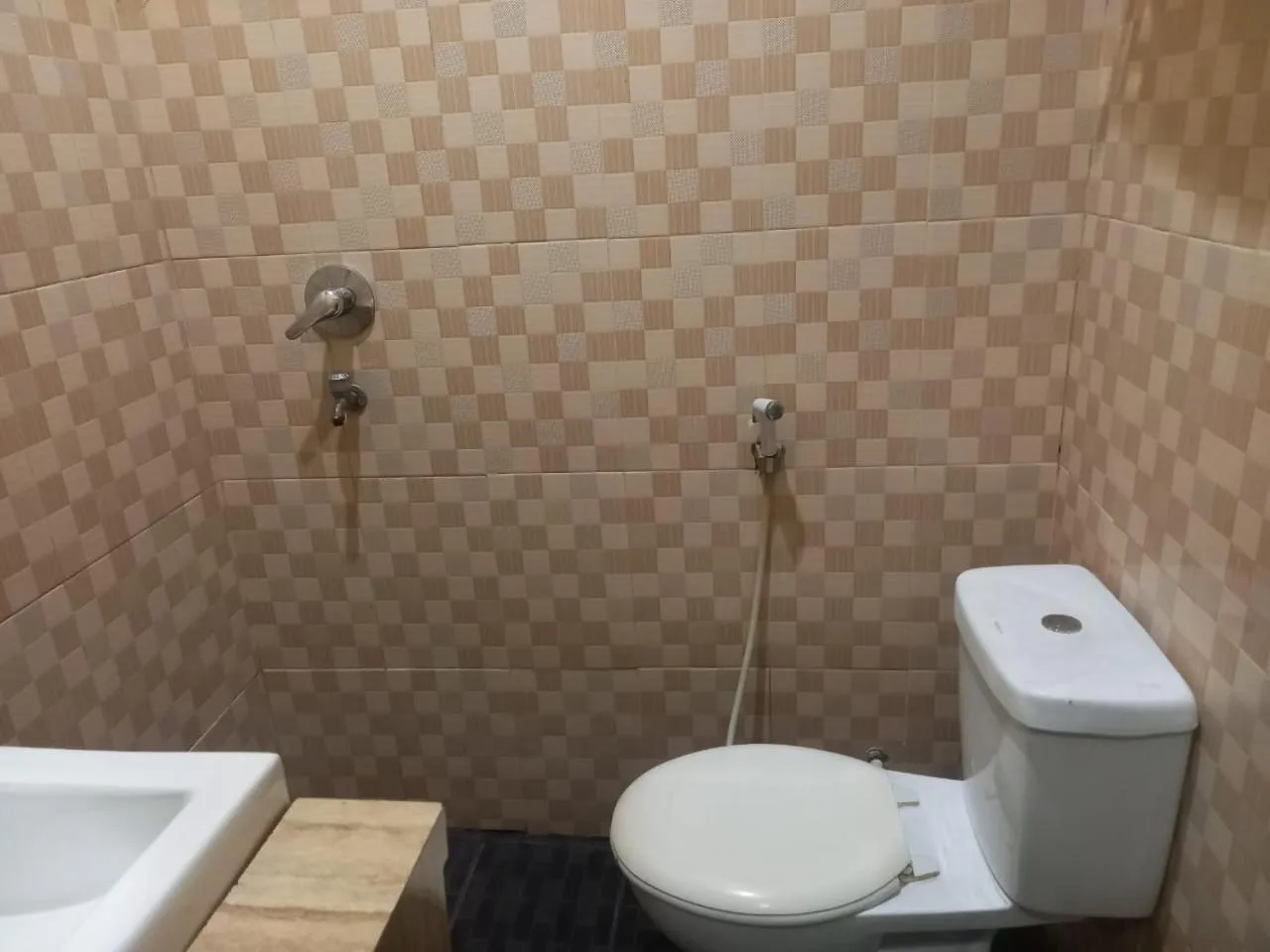 Bathroom in Urbanview Hotel Dedy Jaya Brebes