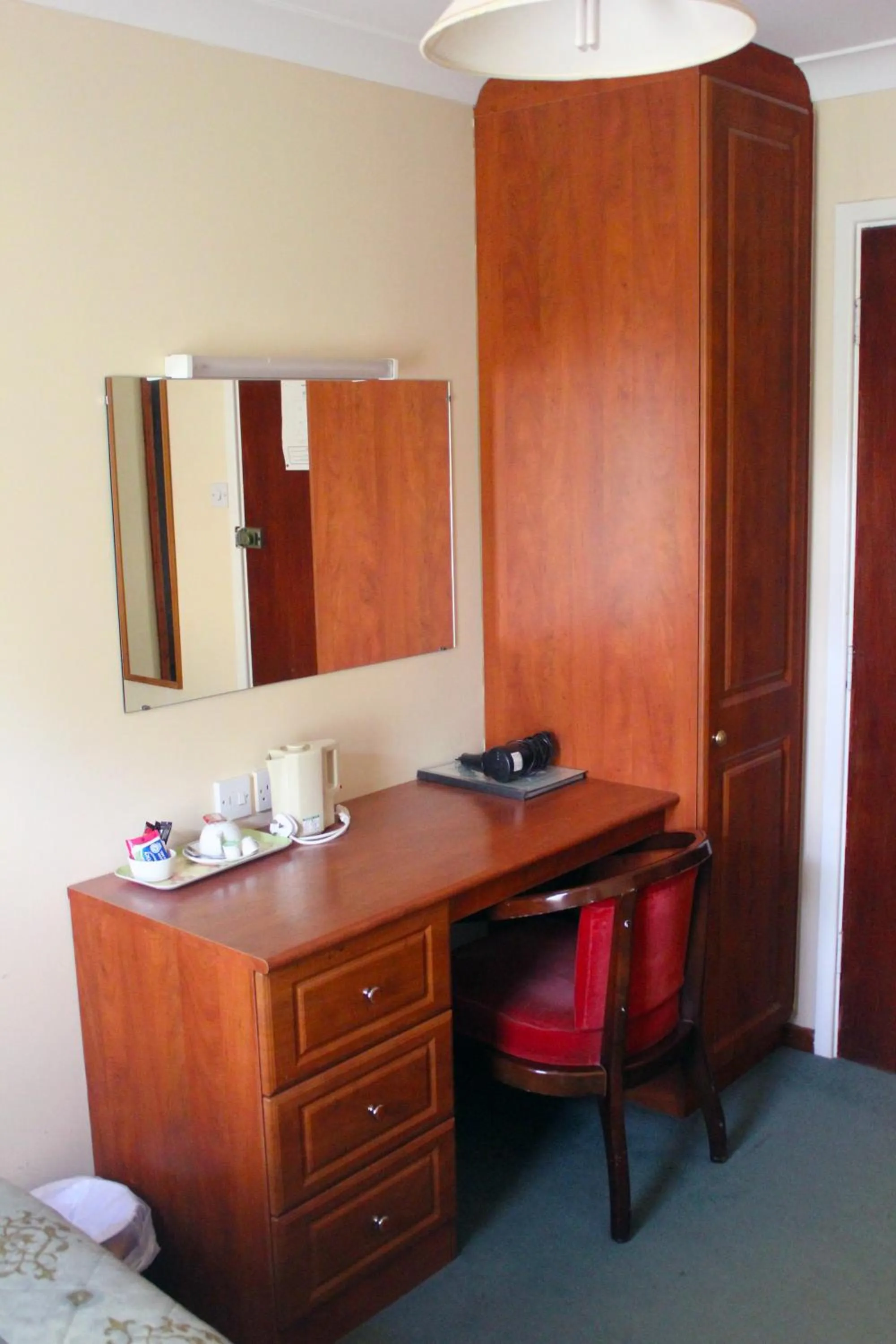 Bedroom, Bathroom in Firs Hotel