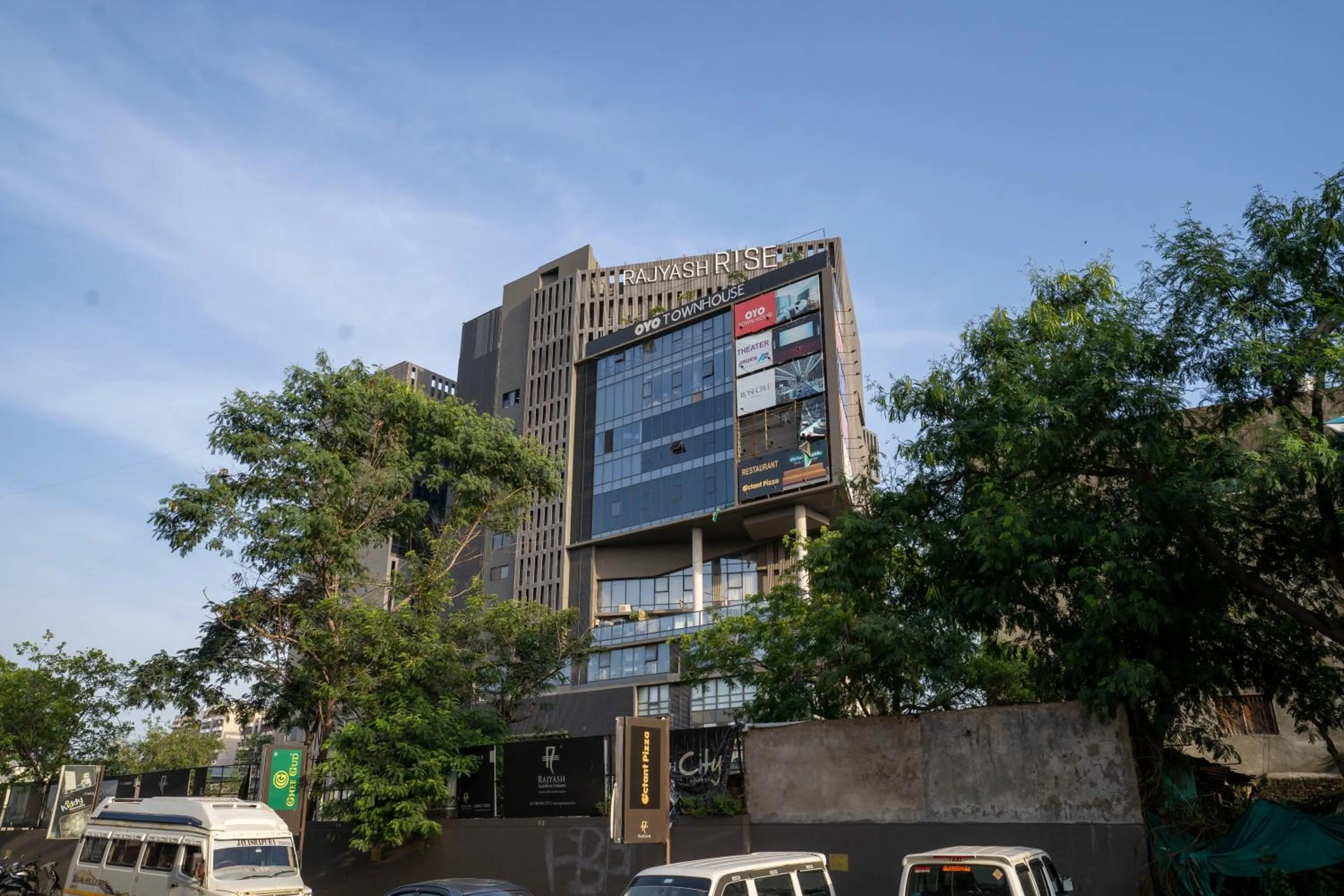 Property building in Hotel Sunflare