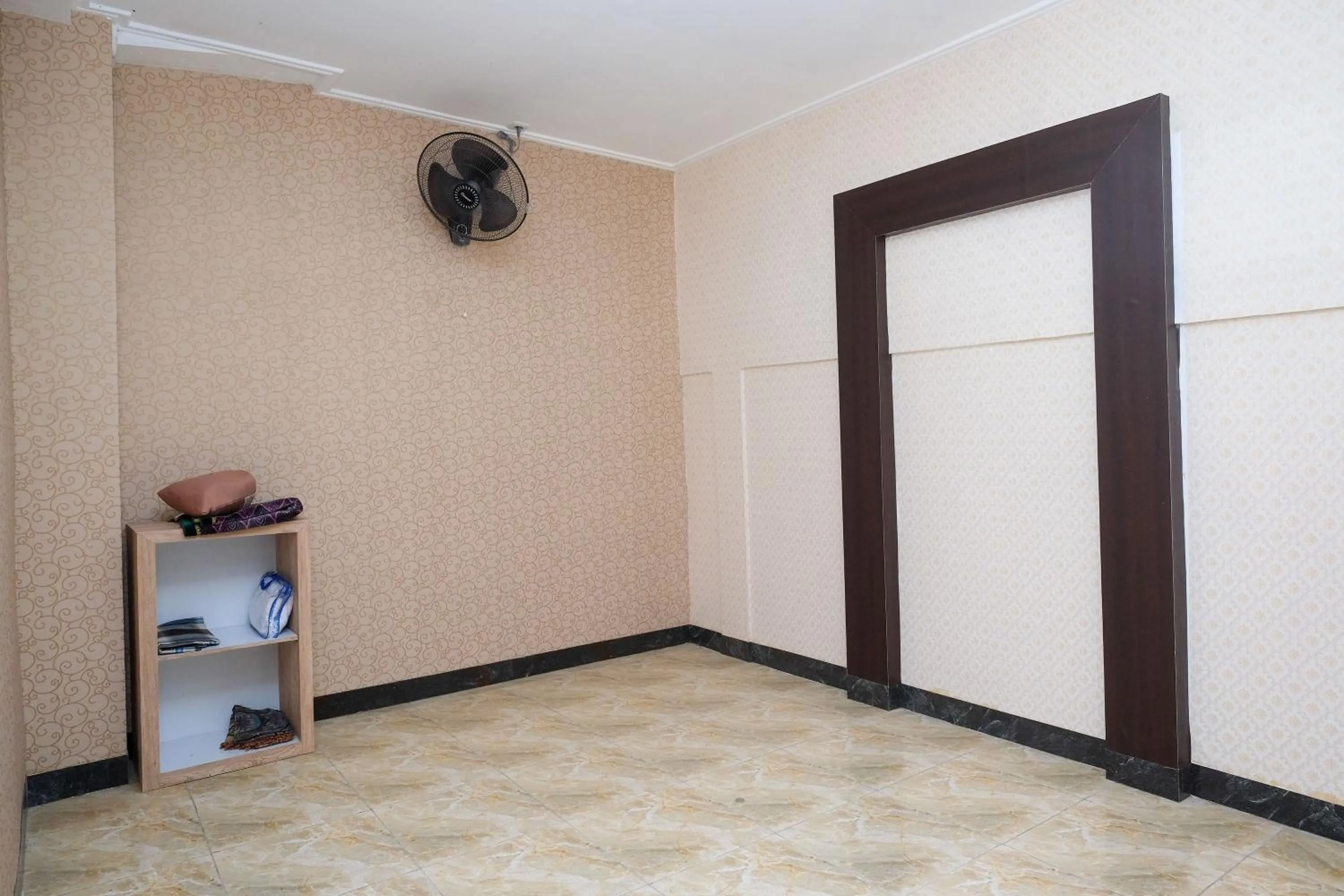 Property building in Urbanview Hotel DJ Inn Tegal