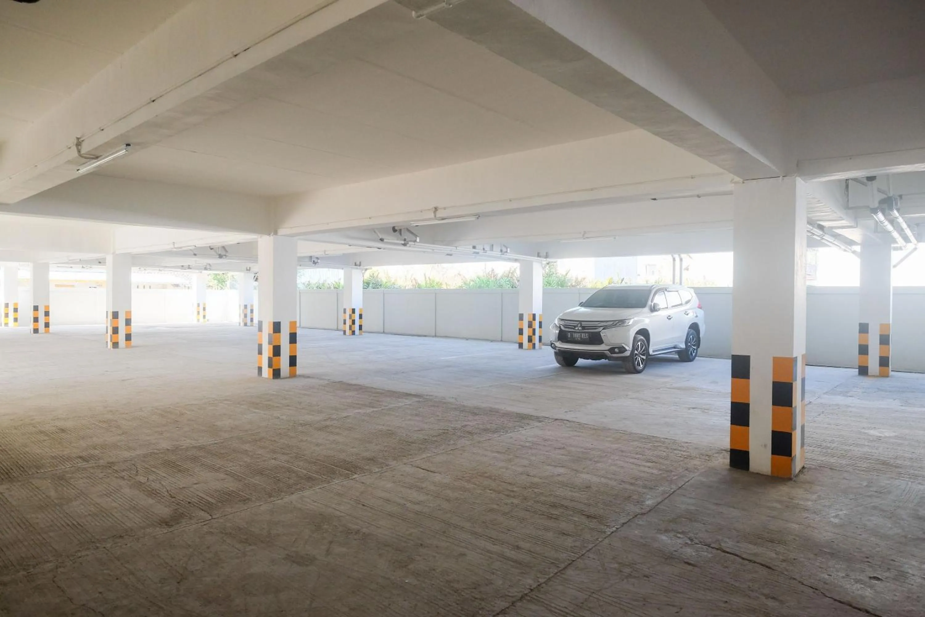 Parking in Urbanview Hotel DJ Inn Tegal