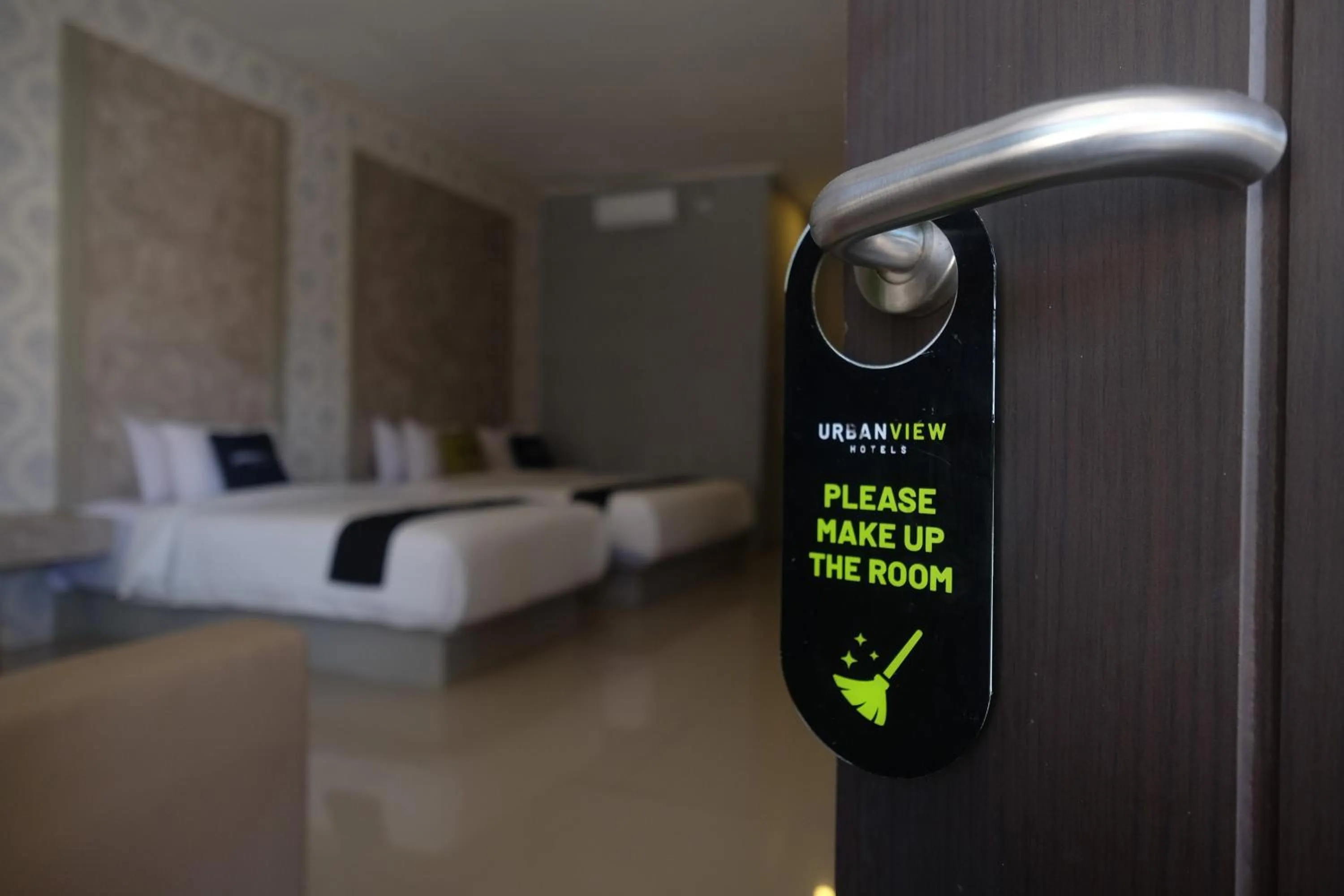 Bed in Urbanview Hotel DJ Inn Tegal