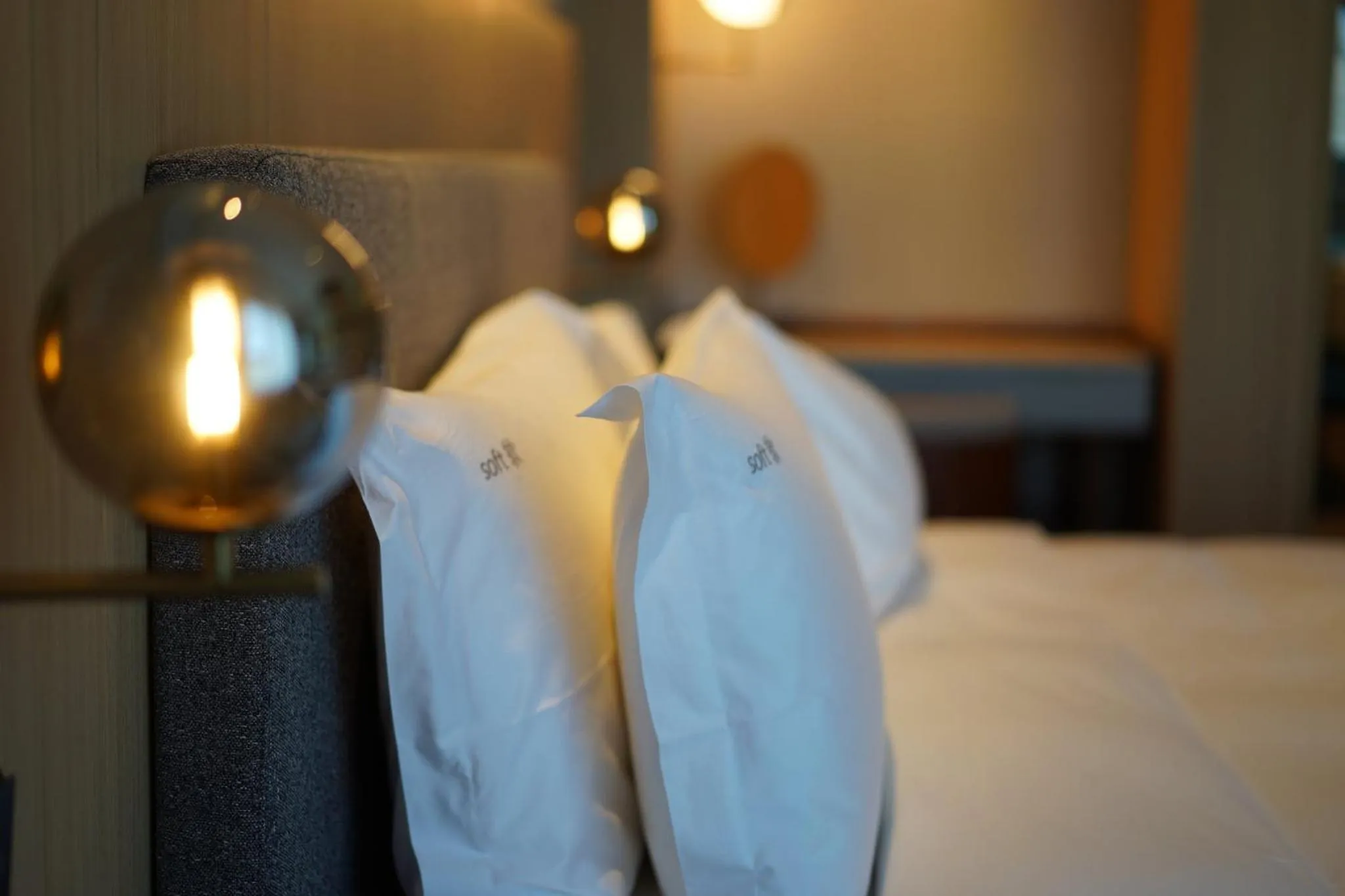 Photo of the whole room, Bed in Holiday Inn Xi'an East by IHG