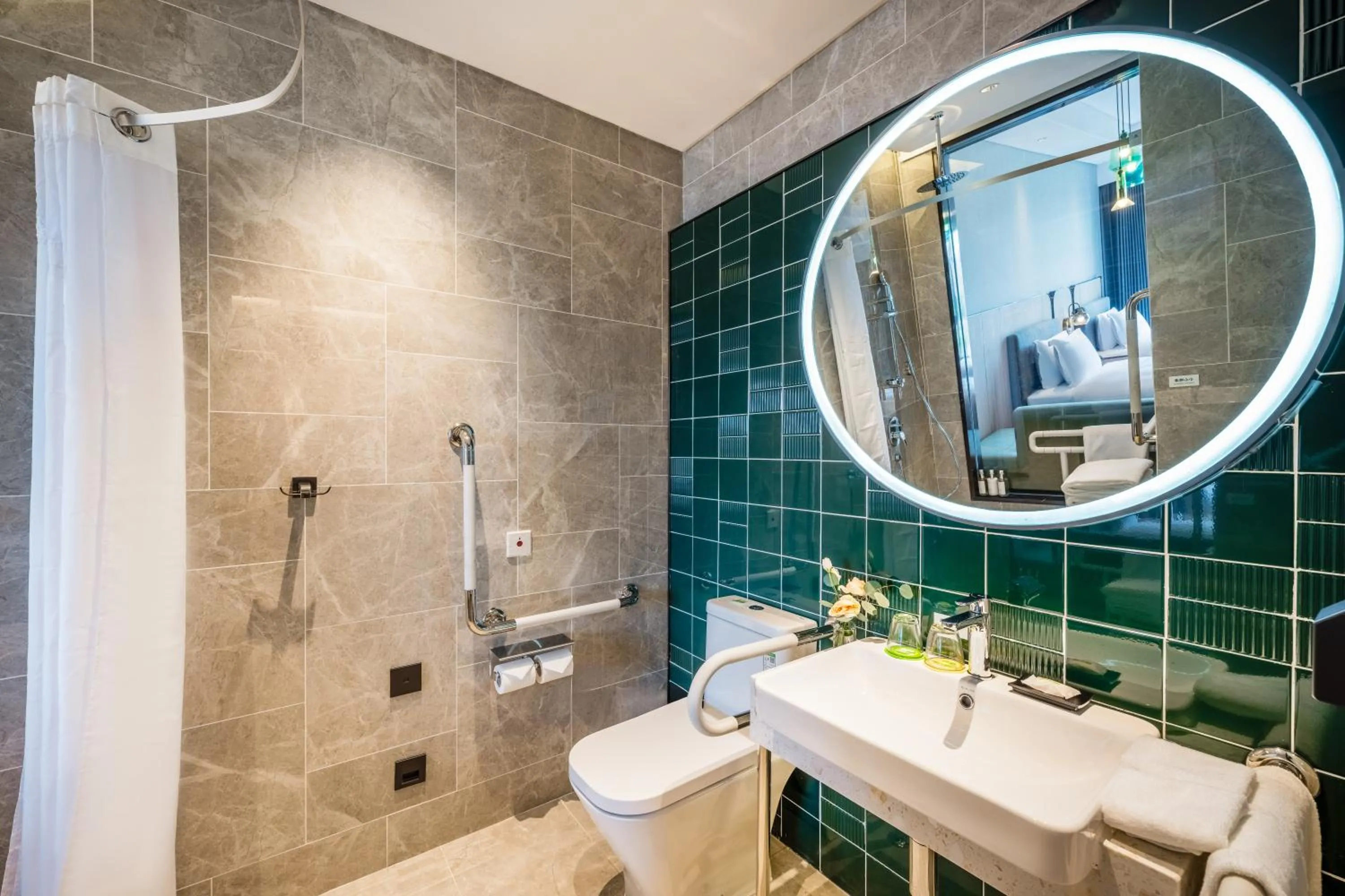 Toilet in Holiday Inn Xi'an East by IHG